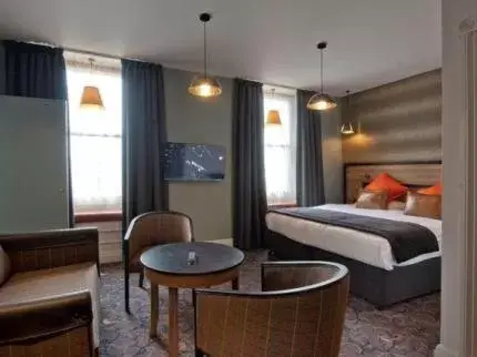 Double Room in The Saltoun Inn Double Room in The Saltoun Inn