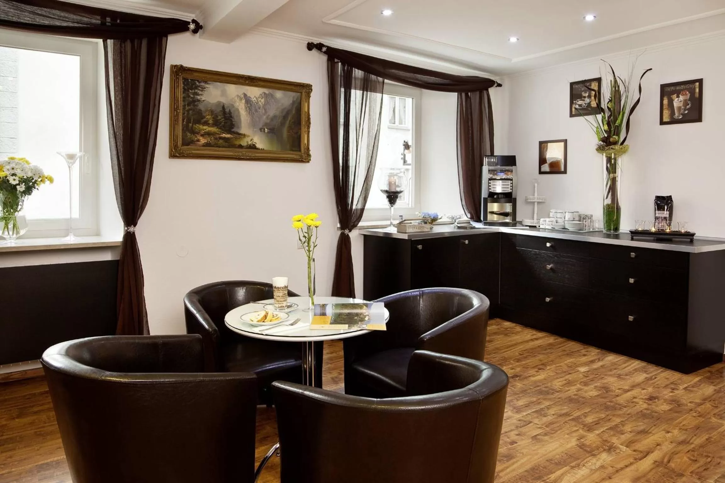 Restaurant/places to eat in City Apart Hotel Füssen