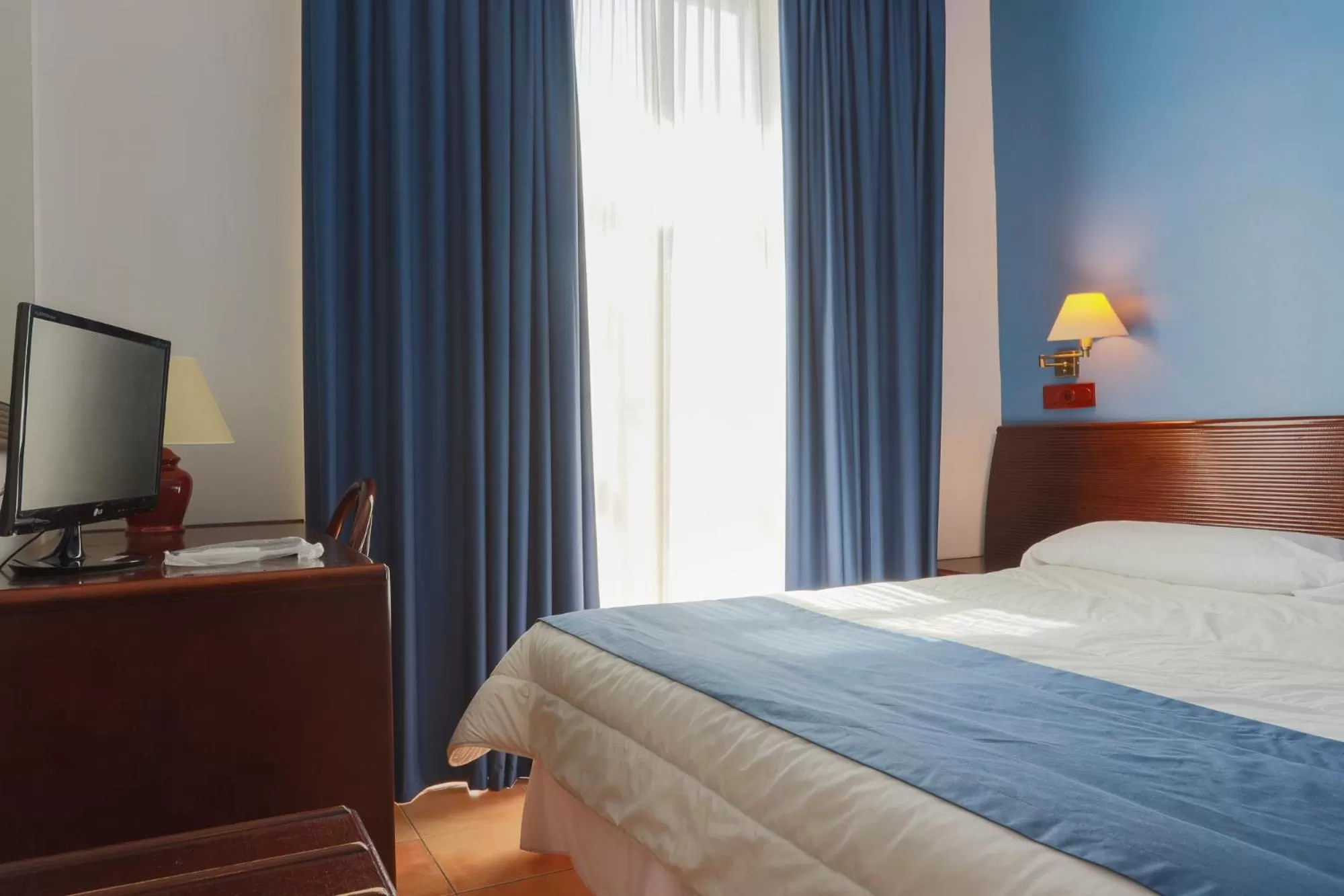 Photo of the whole room, Bed in Casa del Regidor