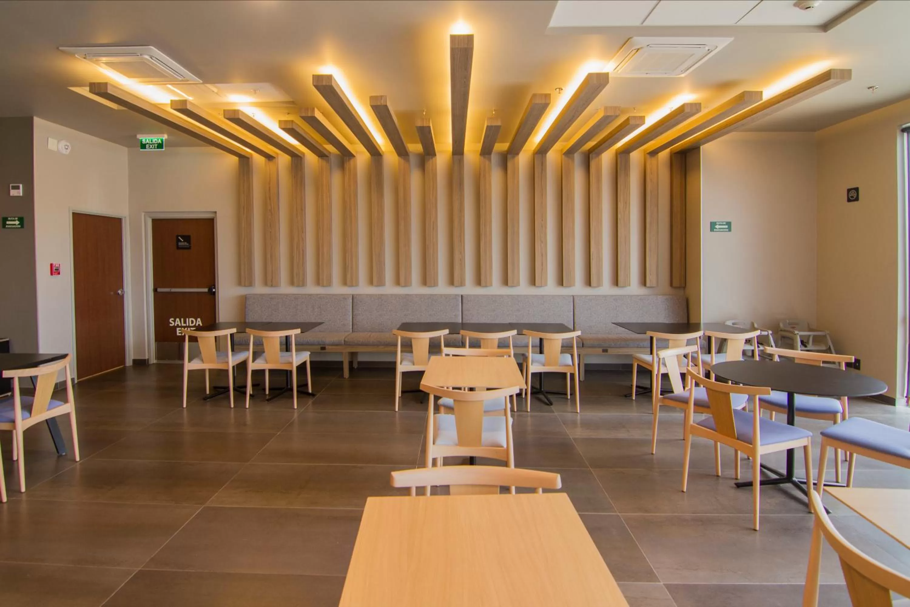 Area and facilities in City Express Plus by Marriott Ciudad de México Mundo E