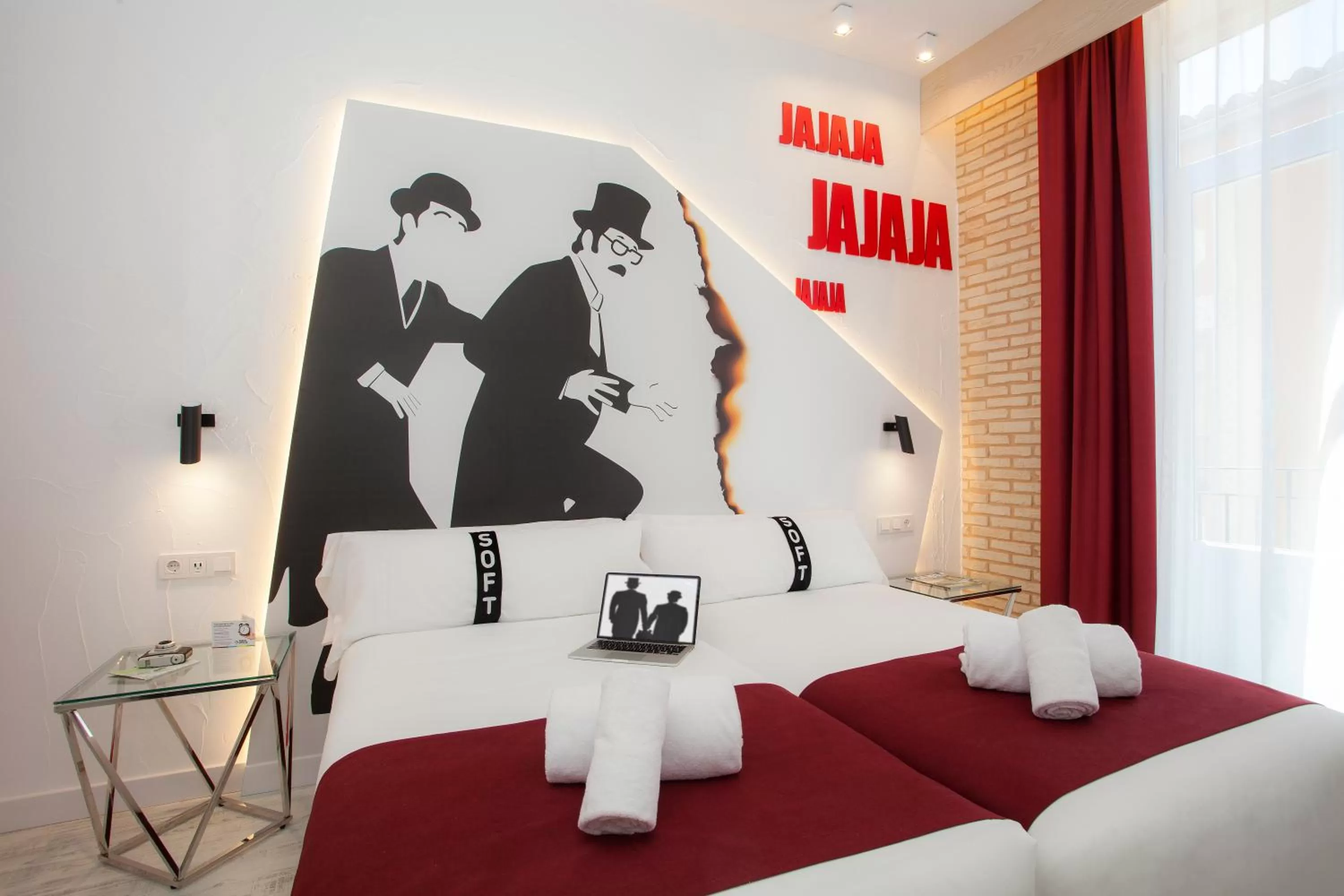 Photo of the whole room, Bed in Casual Socarrat Valencia - Adults Only