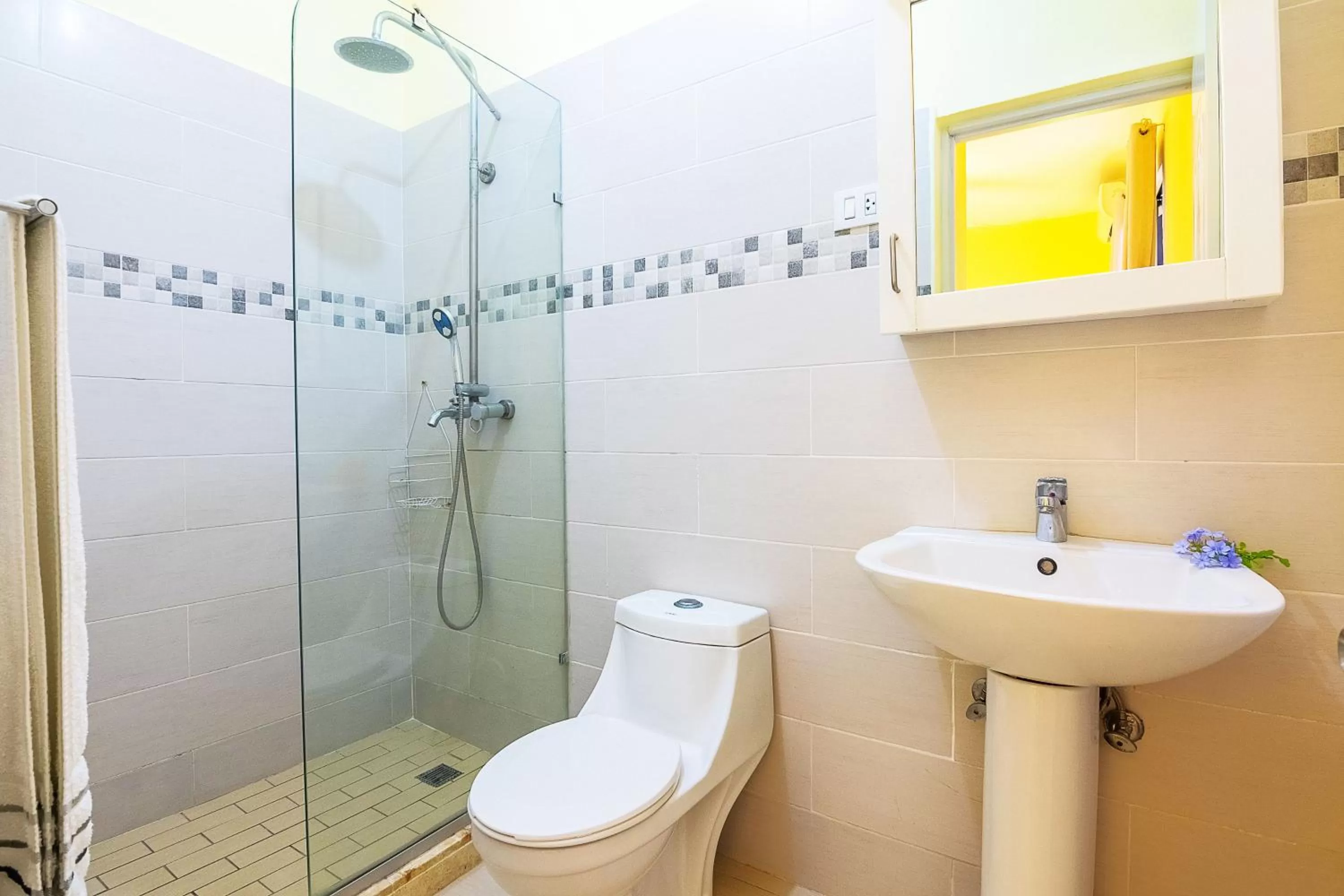 Bathroom in D'Piero Hotel