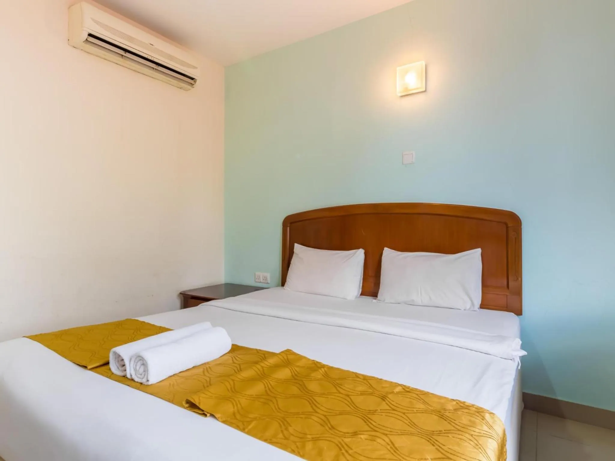 Bedroom in Dolphin Hotel, Chow Kit Kuala Lumpur