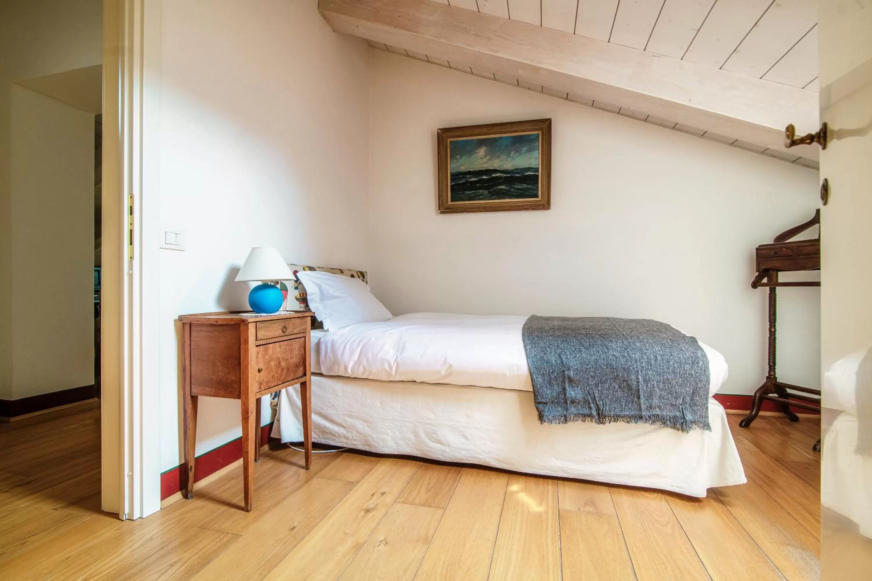 Bed in Castello di Brusata Apartment