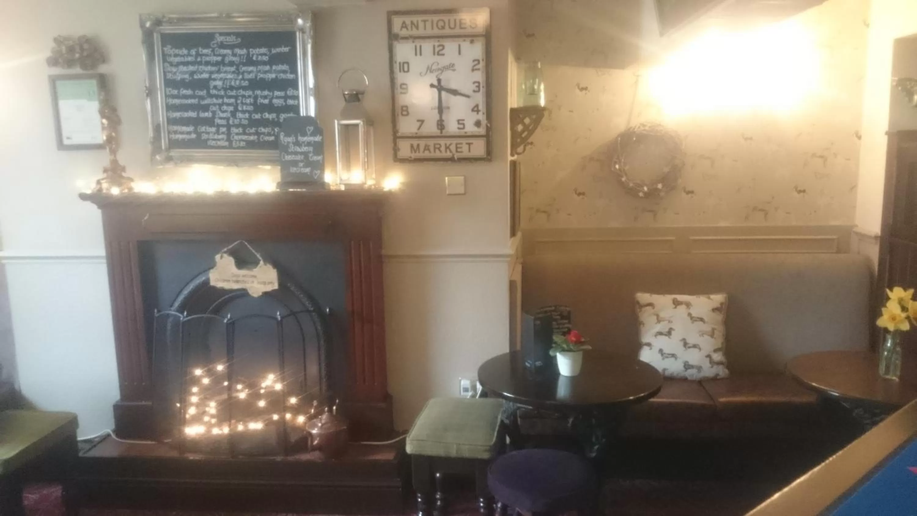 Lounge or bar in George and Dragon Ashbourne