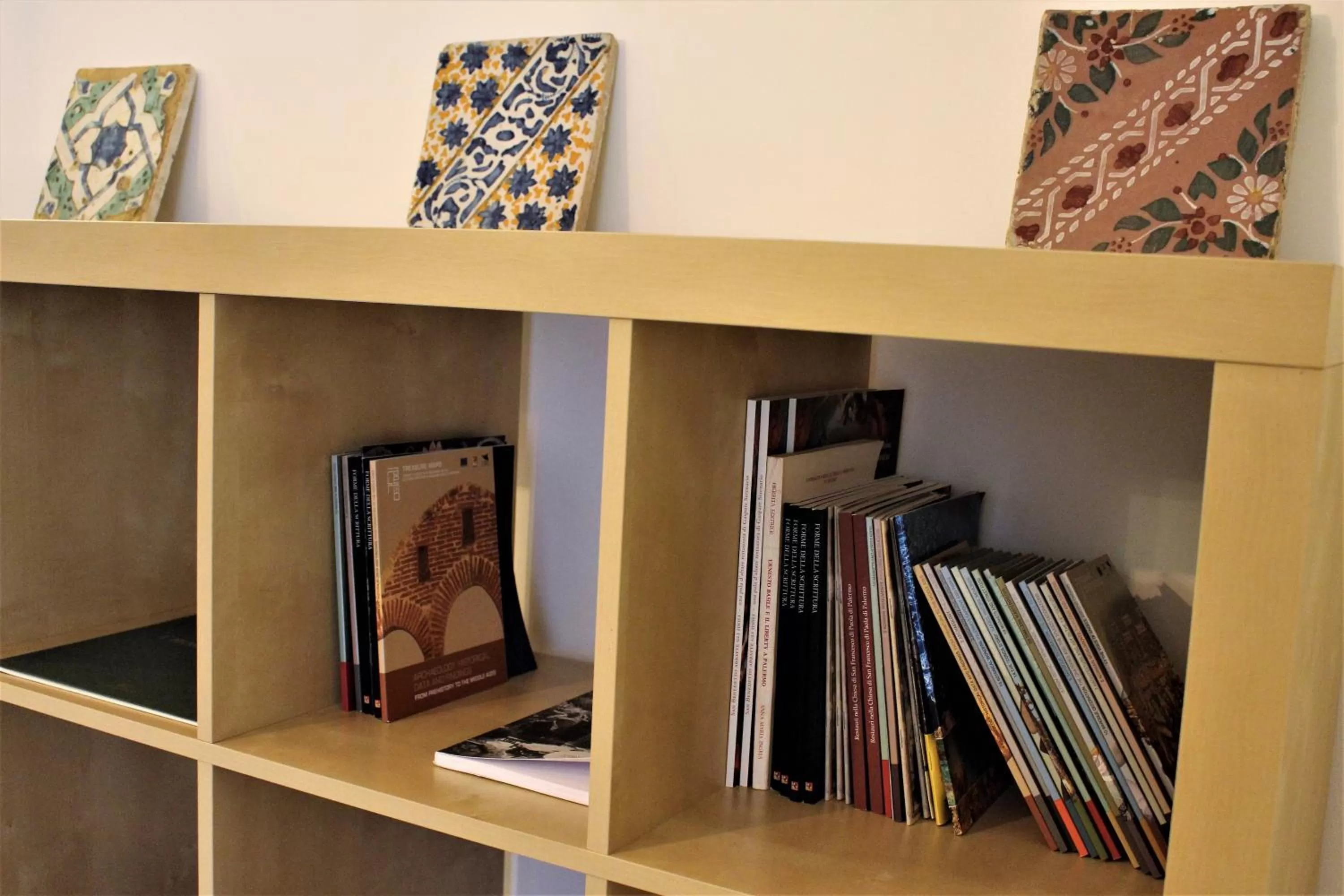 Communal lounge/ TV room in B&B Bandiera 77