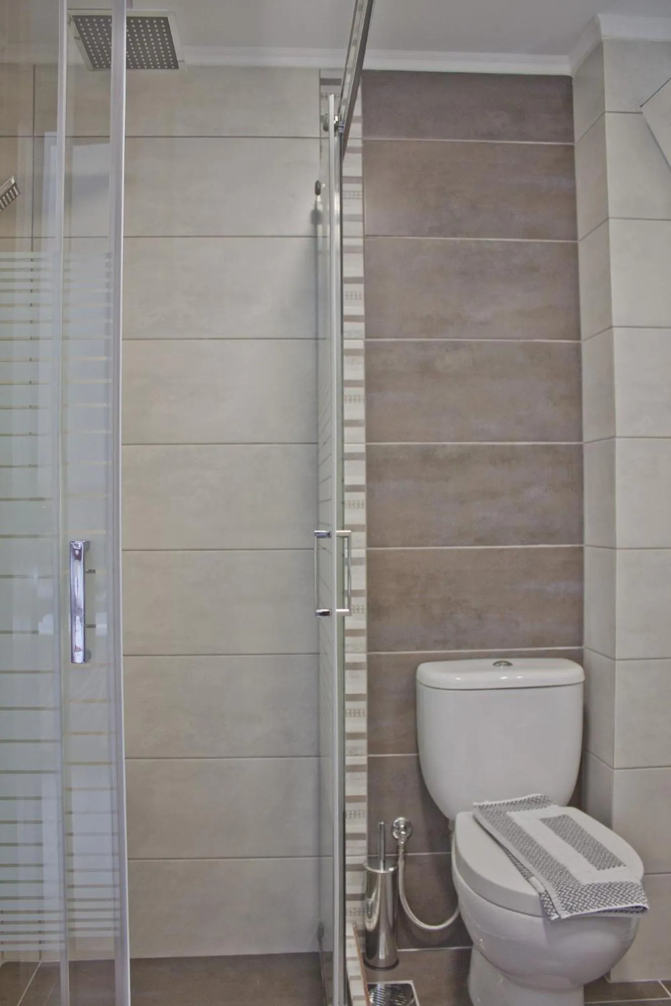 Shower in Danaos Hotel