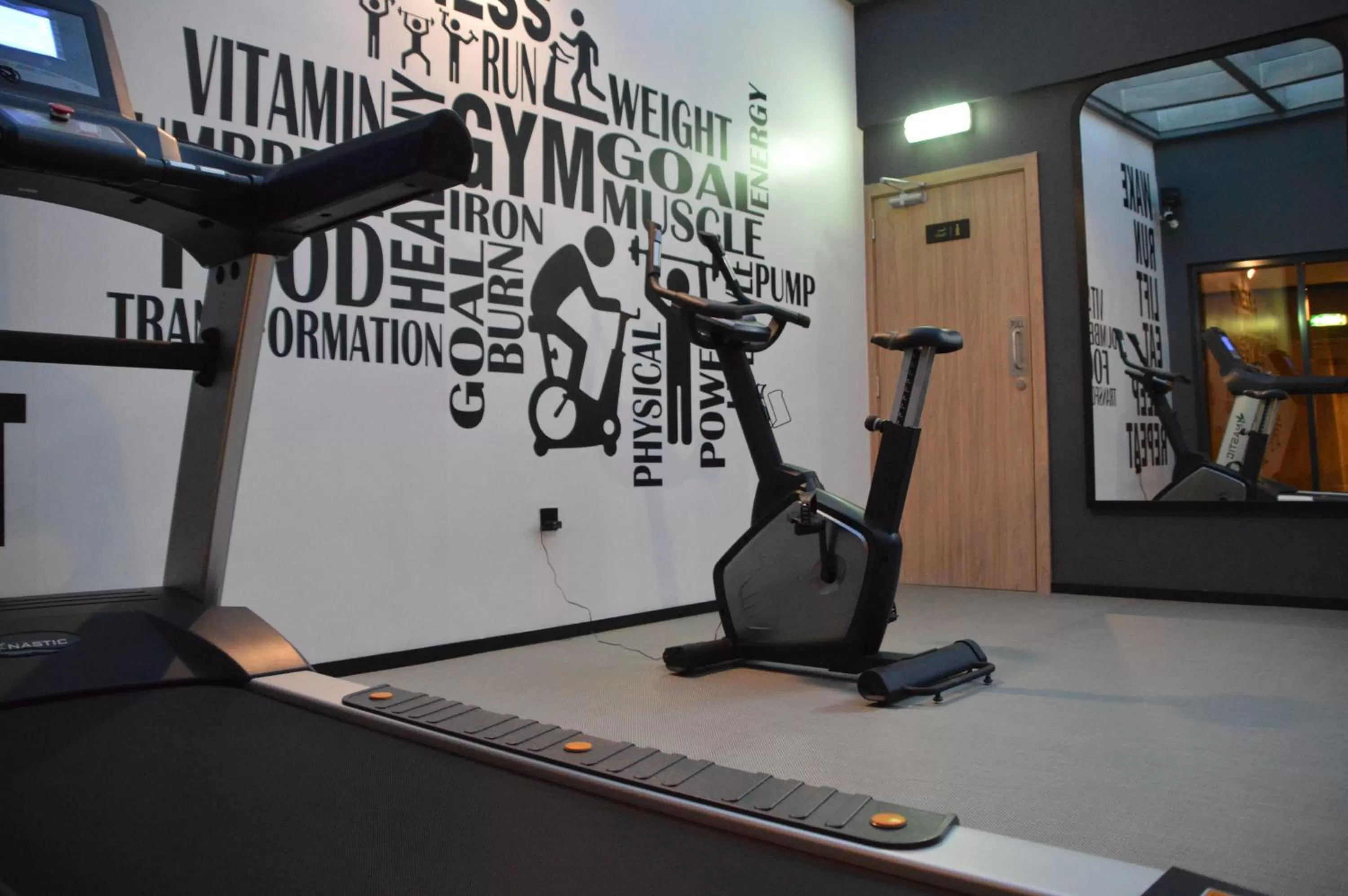 Fitness centre/facilities in Beach Walk Hotel Jumeirah