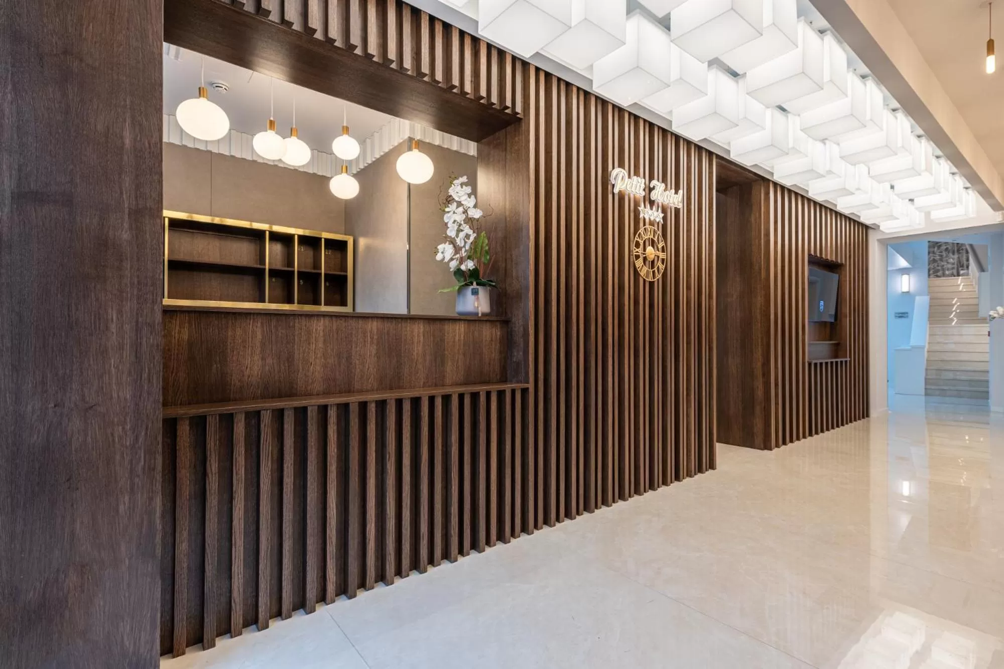 Lobby or reception in Petit Hotel