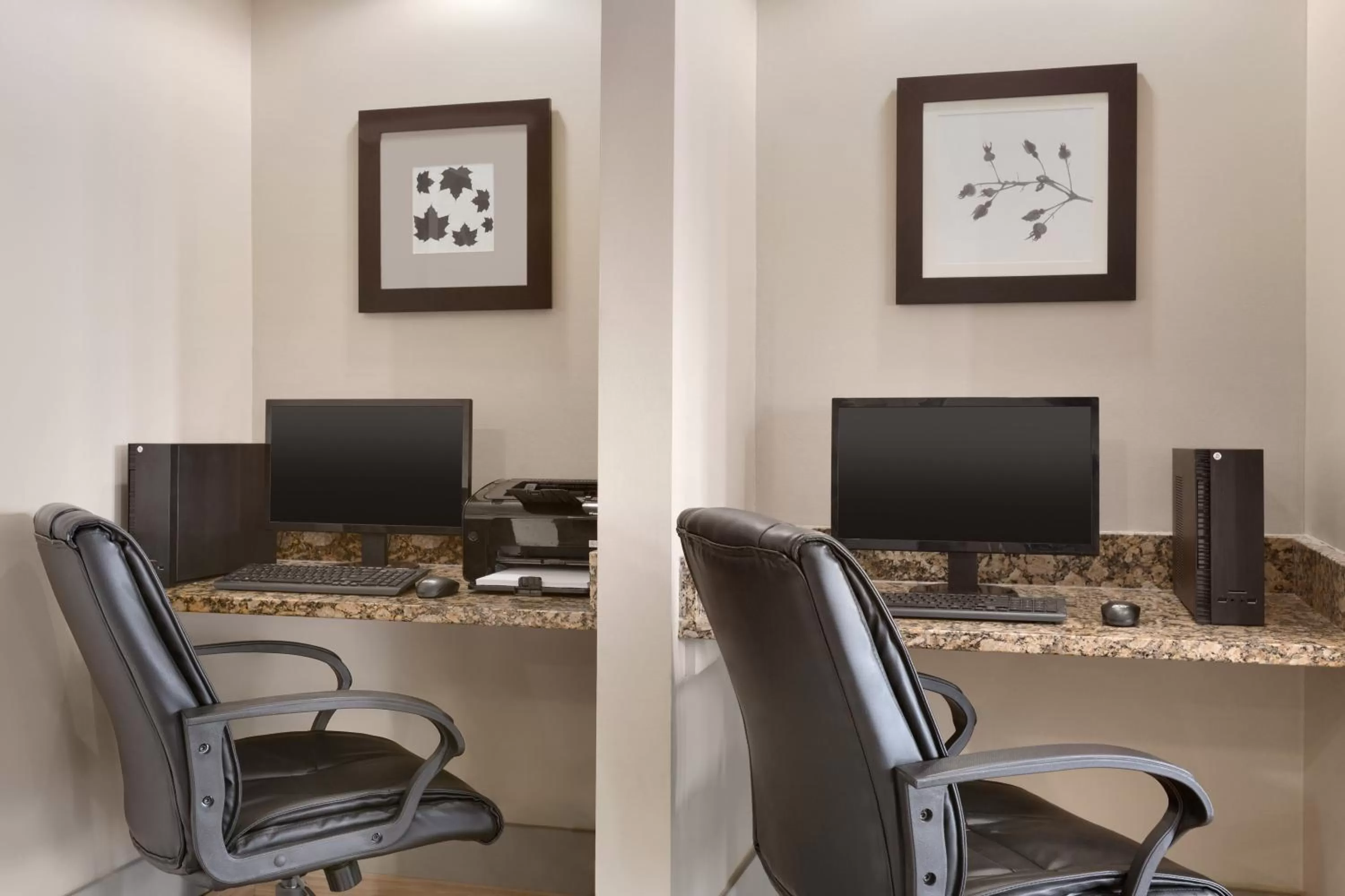 Business facilities in Country Inn & Suites by Radisson, Mishawaka, IN