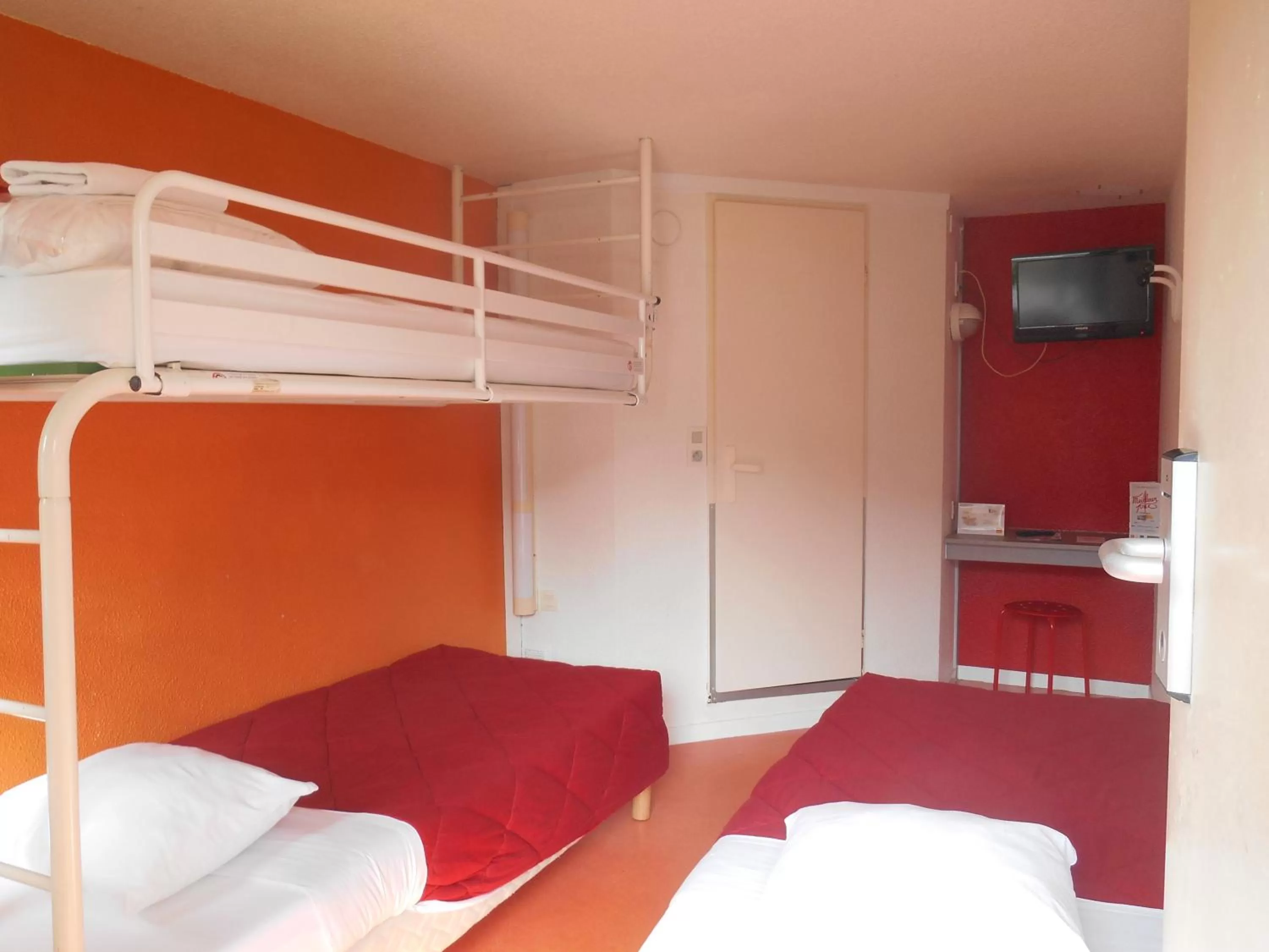 bunk bed, Bed in Premiere Classe Brest Gouesnou Aeroport