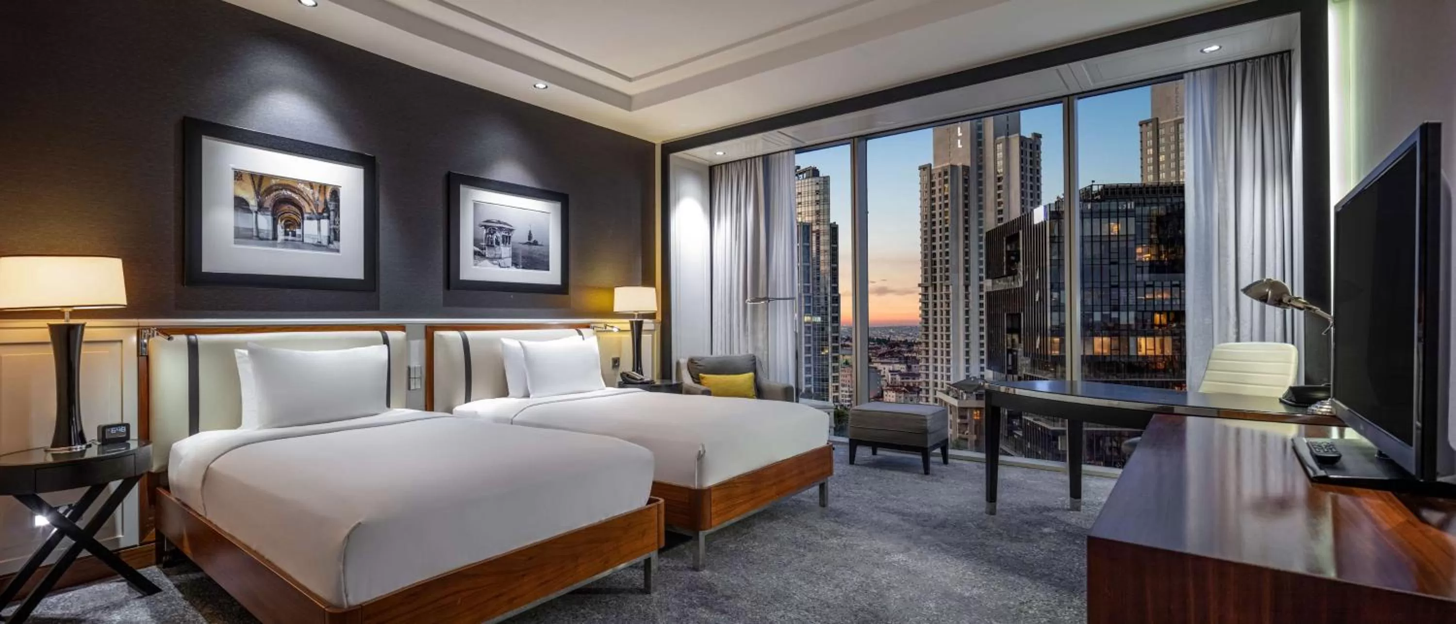 Bedroom, Bed in Hilton Istanbul Bomonti