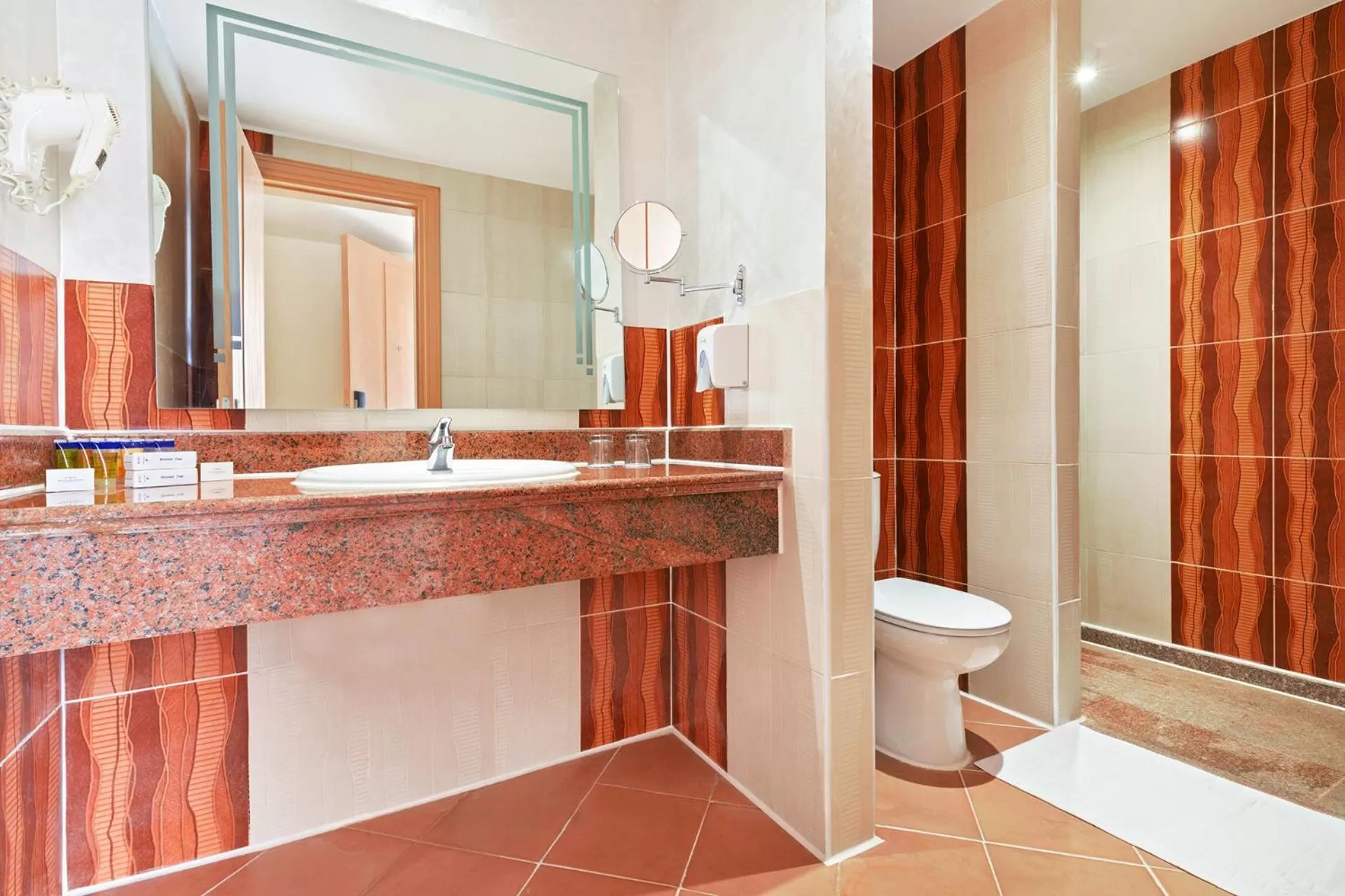 Bathroom in Pickalbatros Jungle Aqua Park - Neverland Hurghada