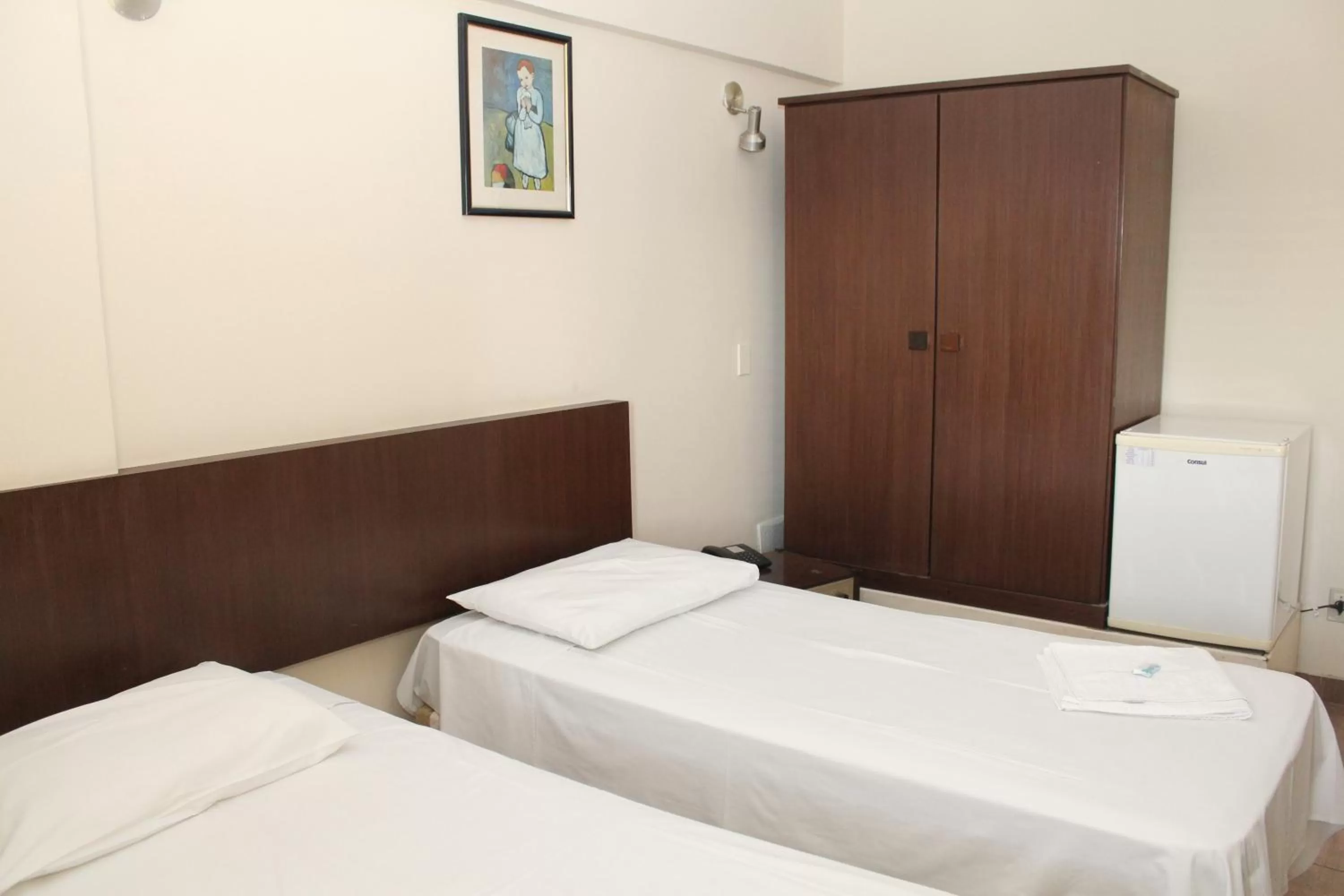 Bed in Espigão Palace Hotel