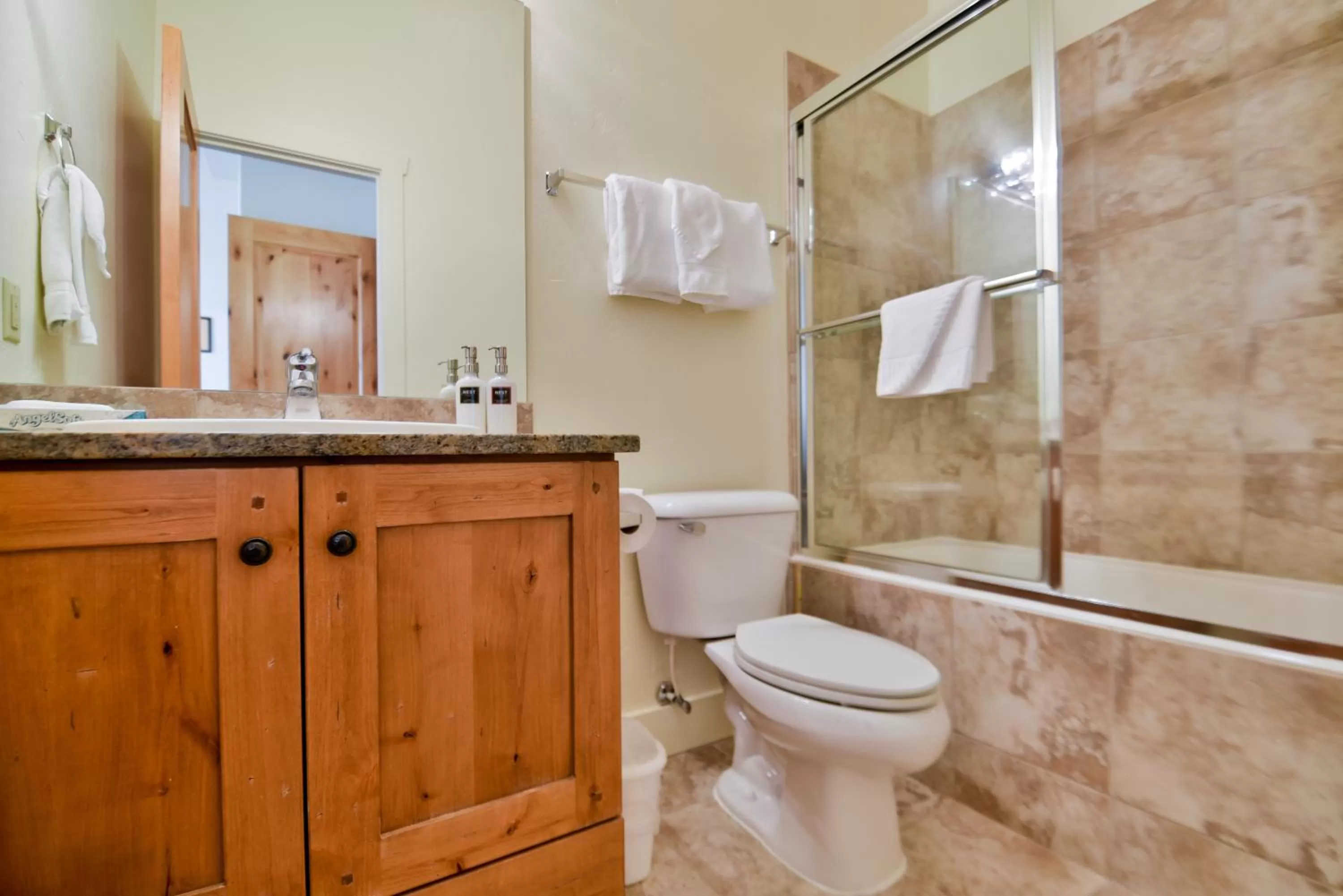 Shower in Newpark Resort