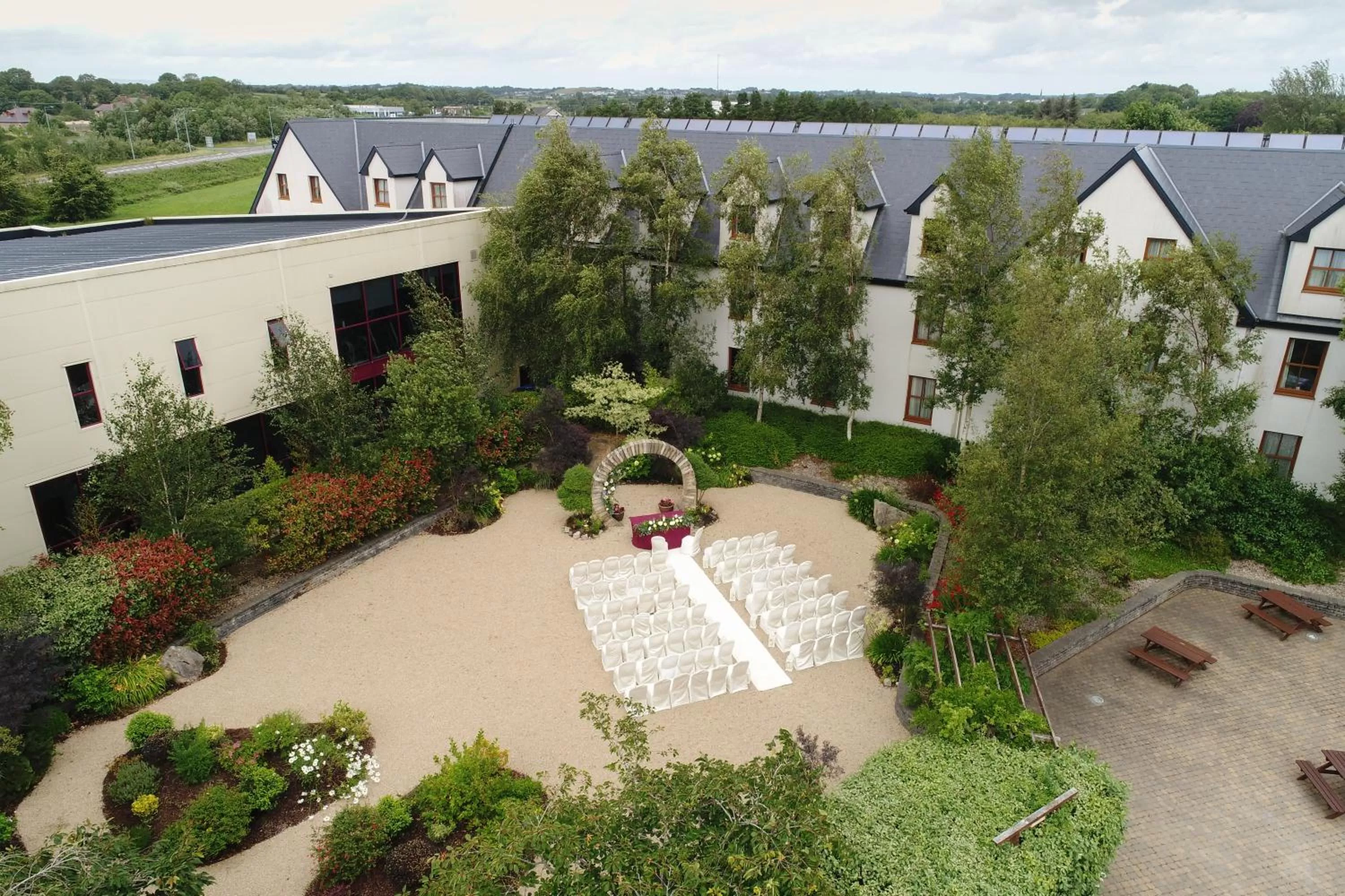 Garden view in Great National Hotel Ballina