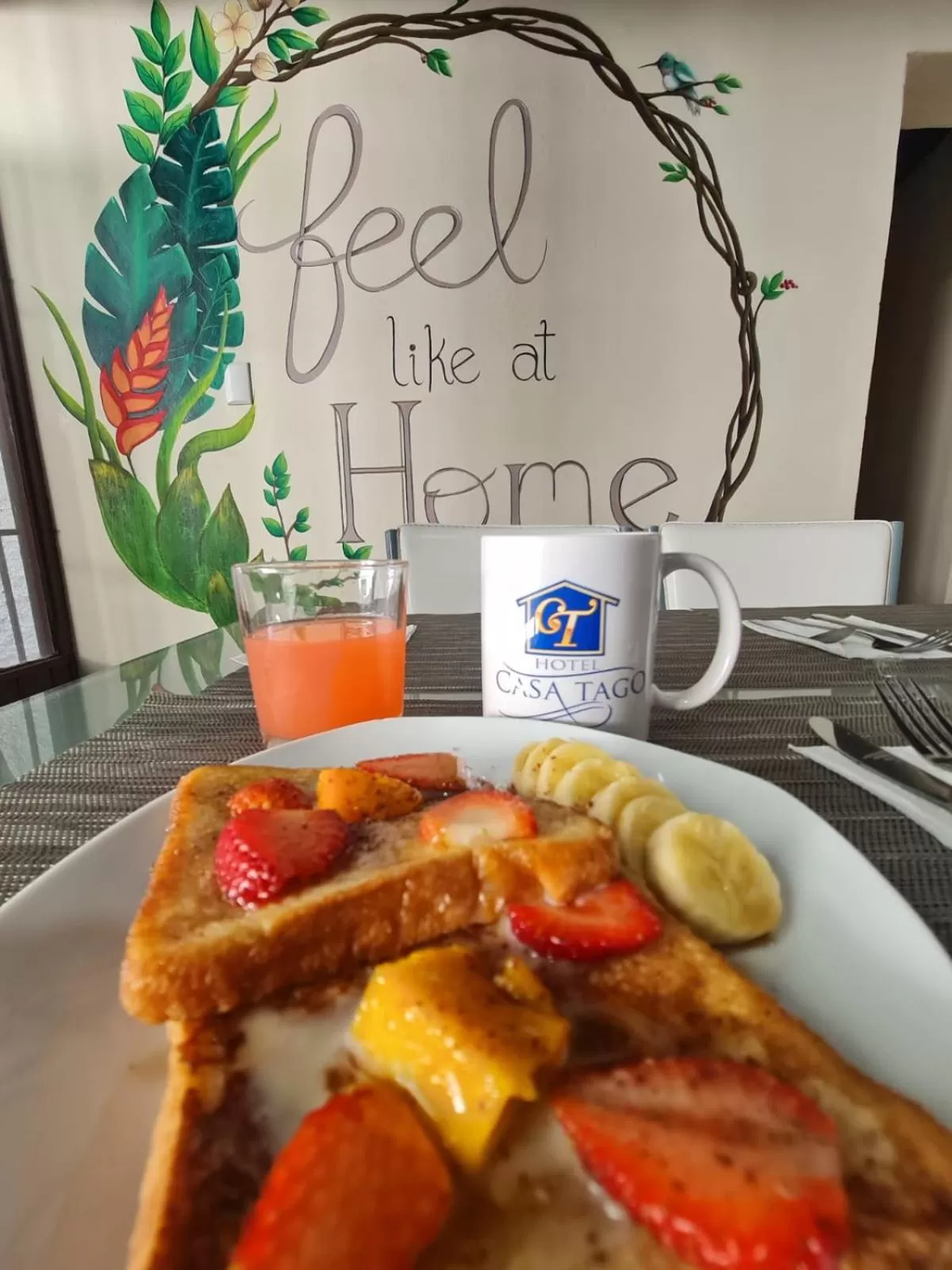 Breakfast in Hotel Casa Tago