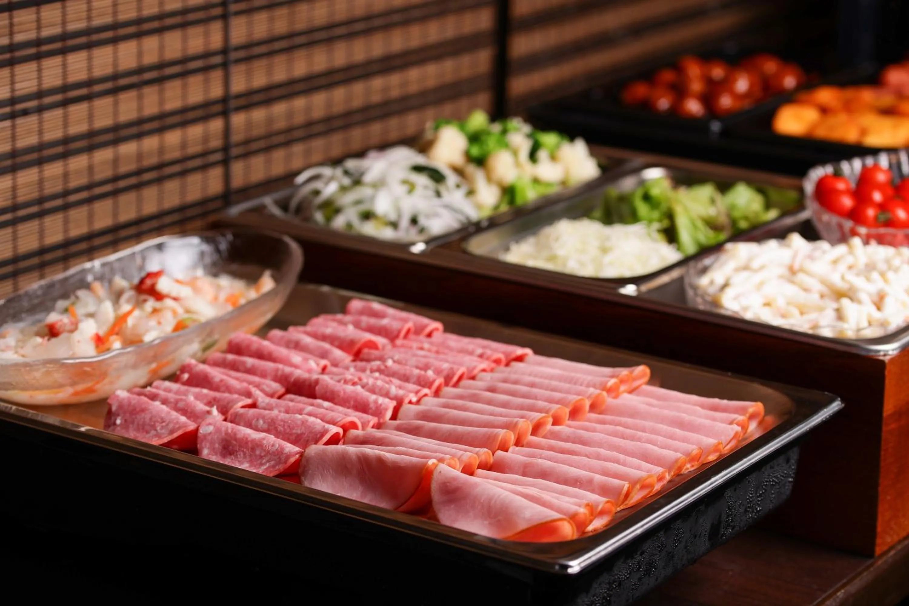 Restaurant/places to eat in HOTEL MYSTAYS Sakaisuji Honmachi