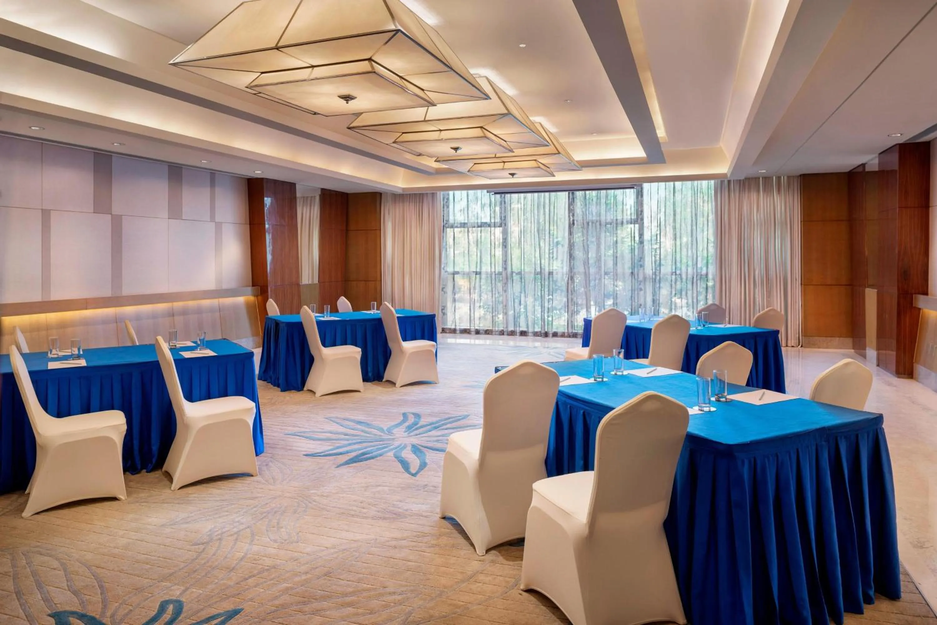 Meeting/conference room in Sheraton Changchun Jingyuetan Hotel