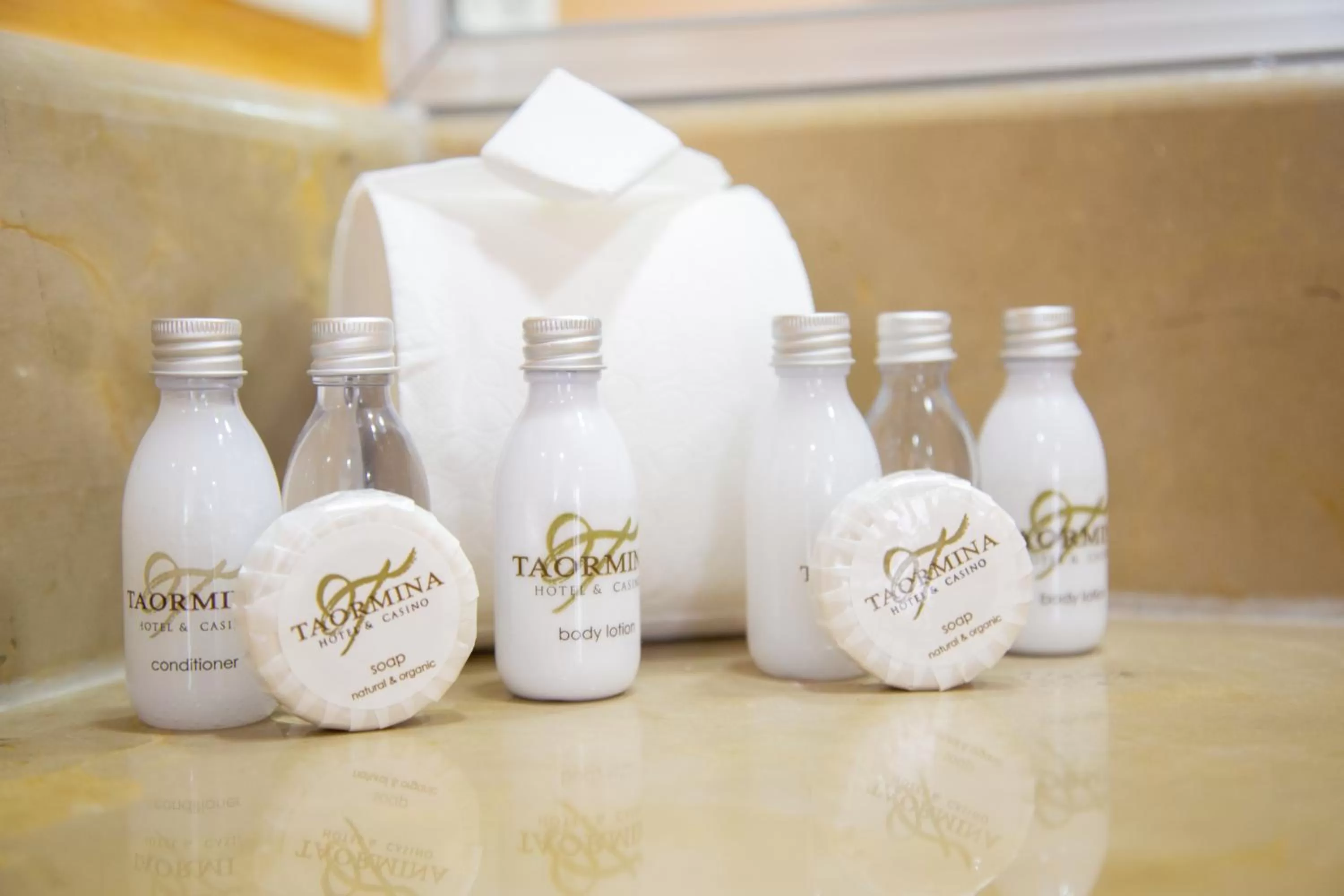 Bathroom in Taormina Hotel and Casino-Adults Only