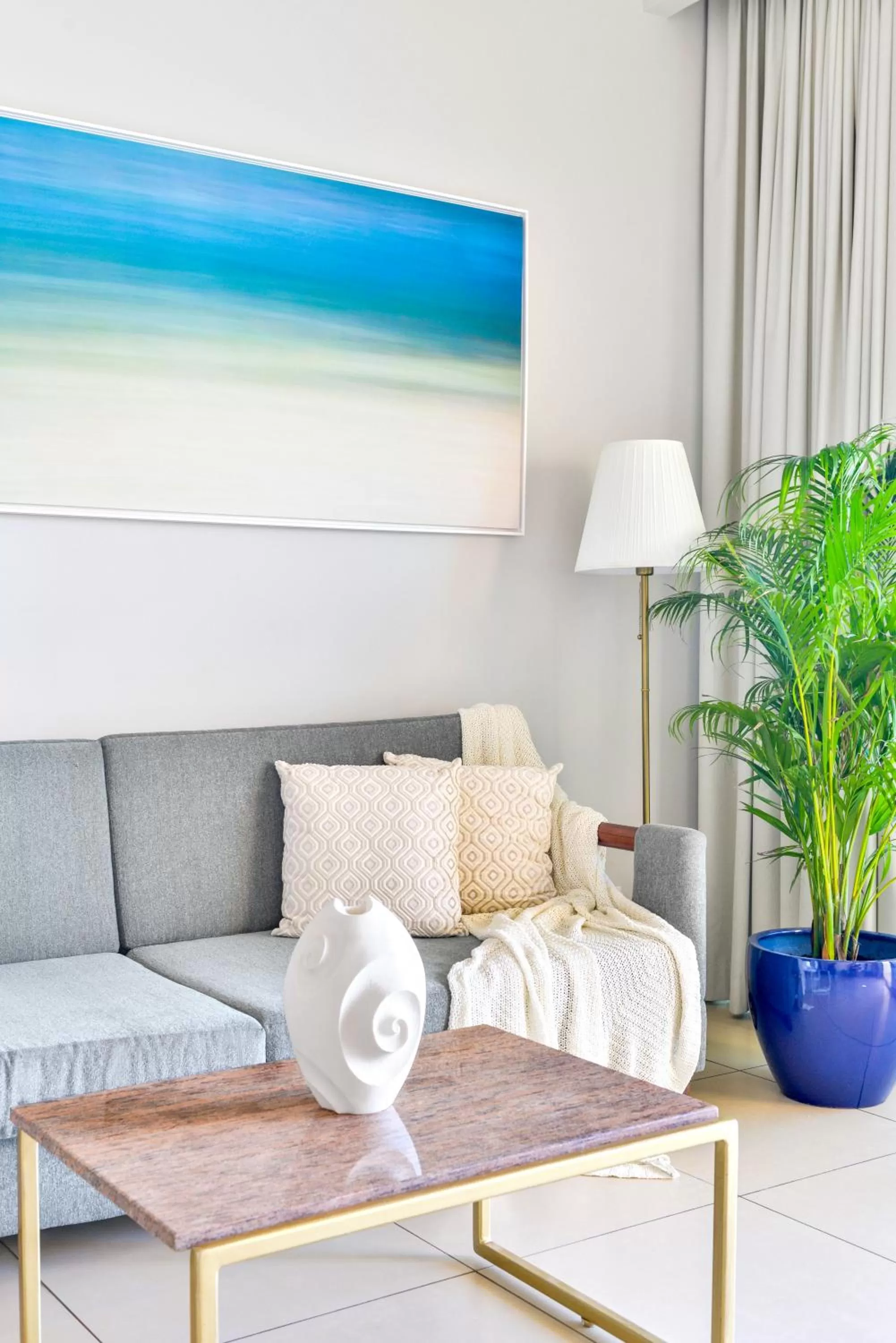 Seating area in Radisson Blu Resort, Fujairah