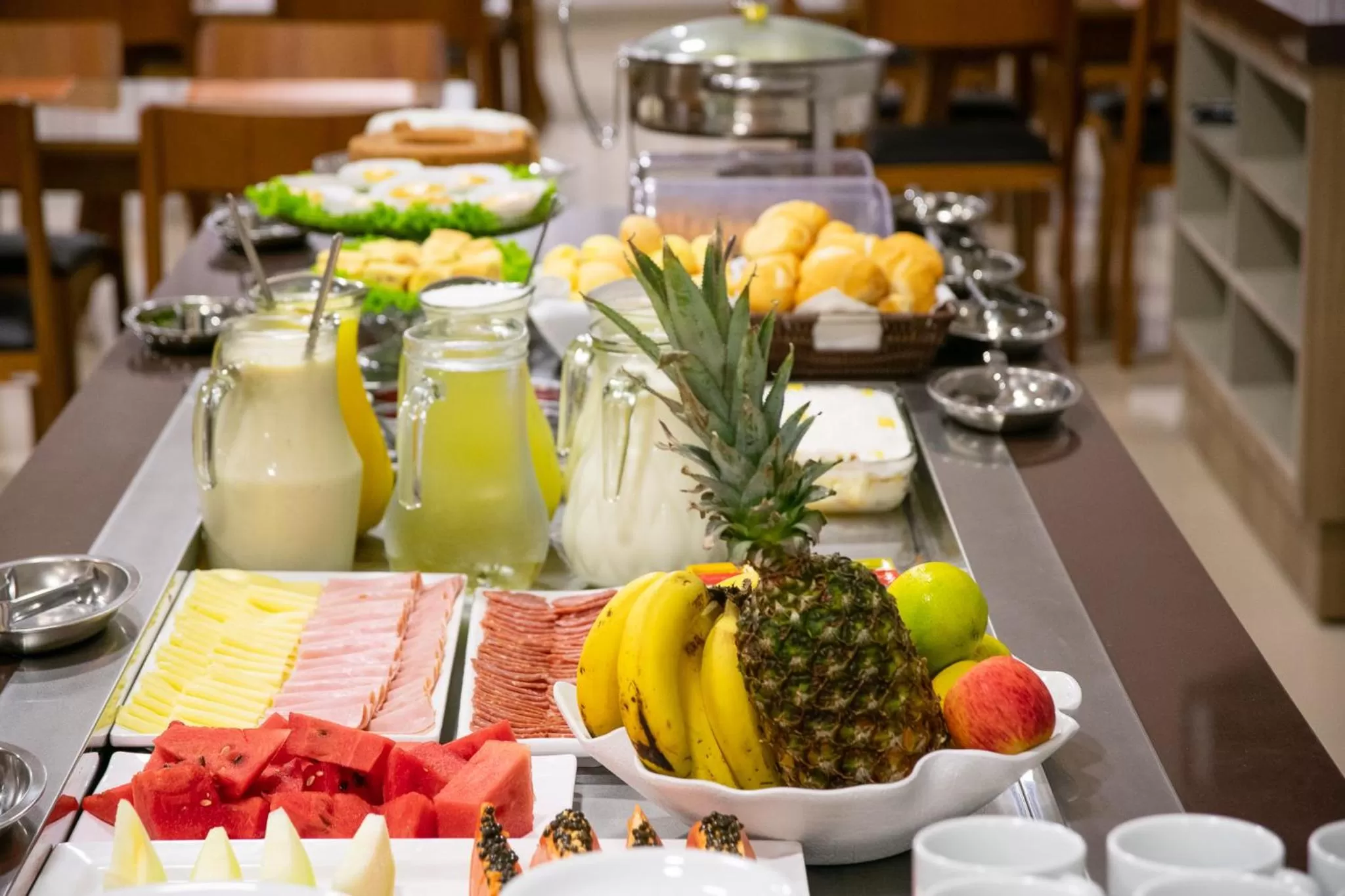 Food and drinks in Orla Morena Park Hotel