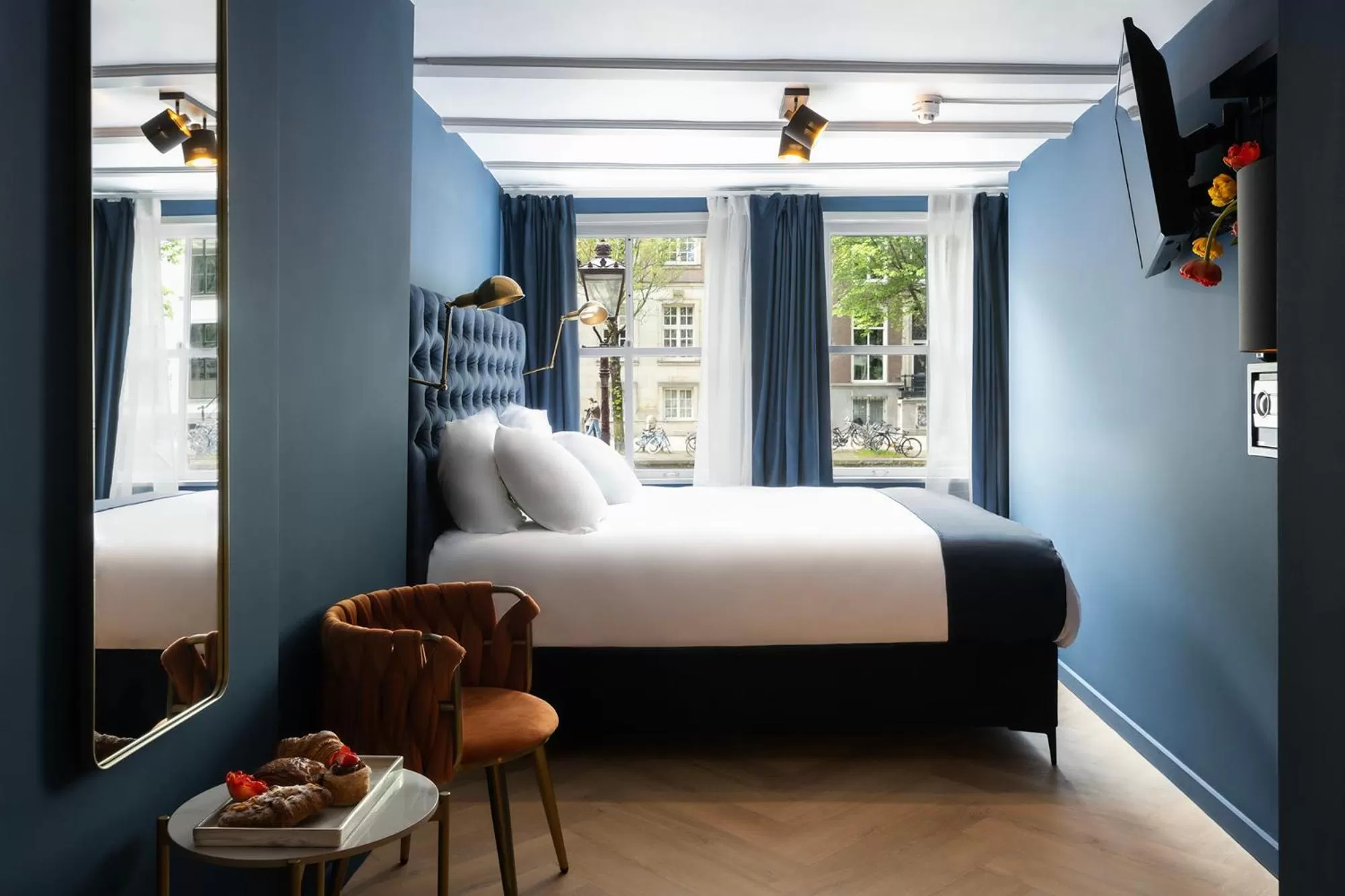 Bed in Stanley Collection Hotel Hegra Amsterdam