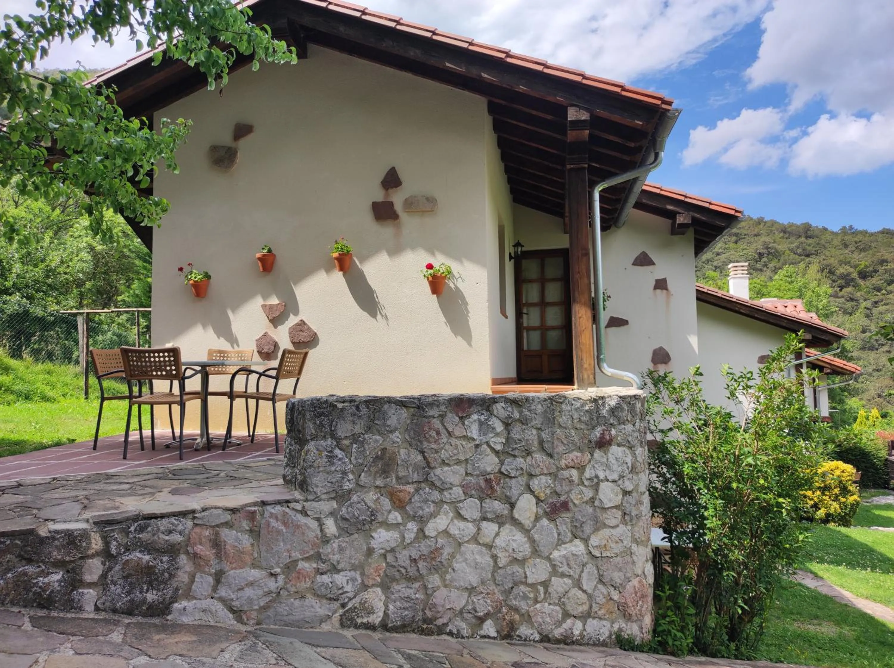 Property building in Viviendas Rurales El Covaju
