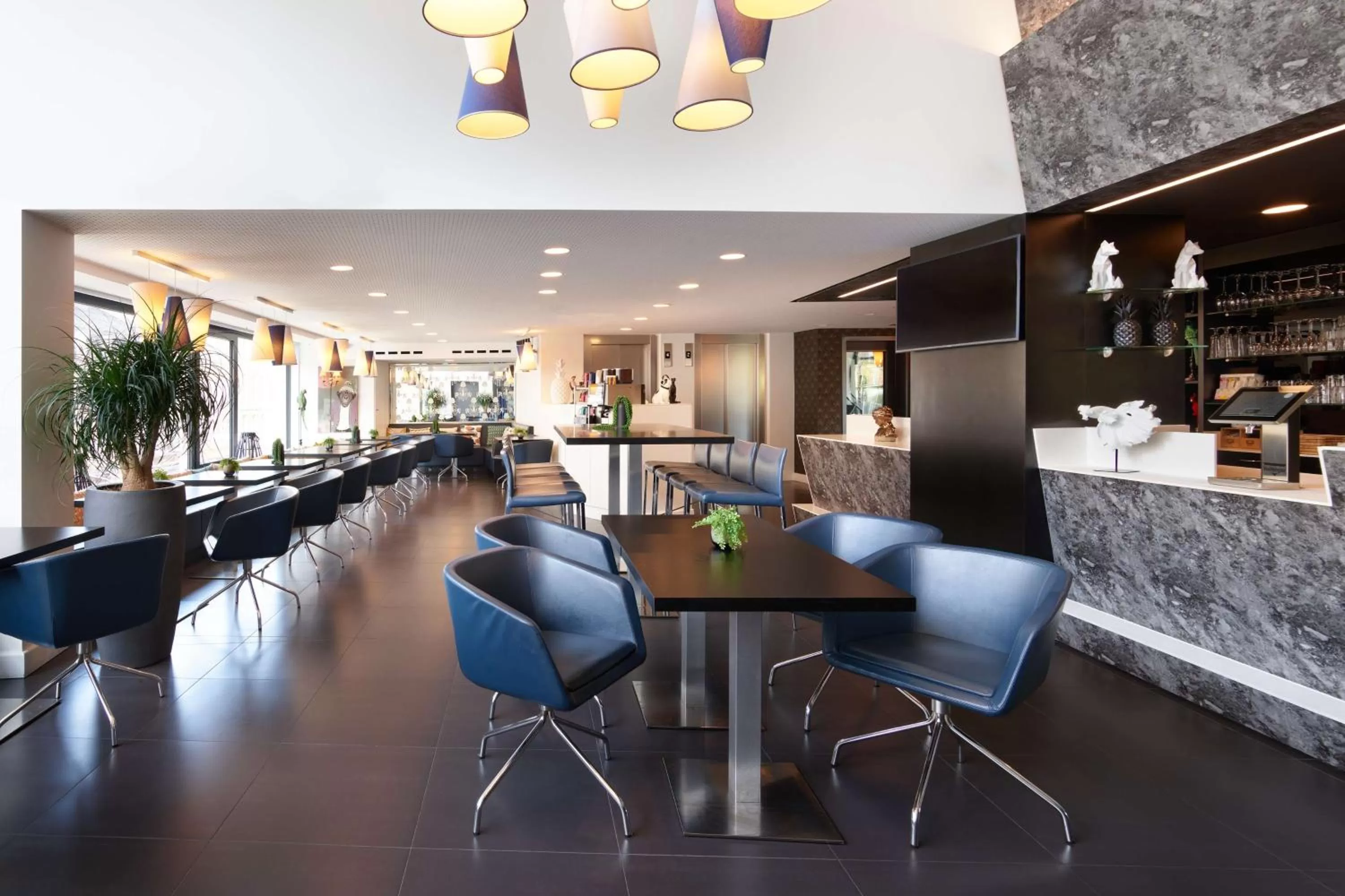 Restaurant/places to eat in Park Inn by Radisson Luxembourg City