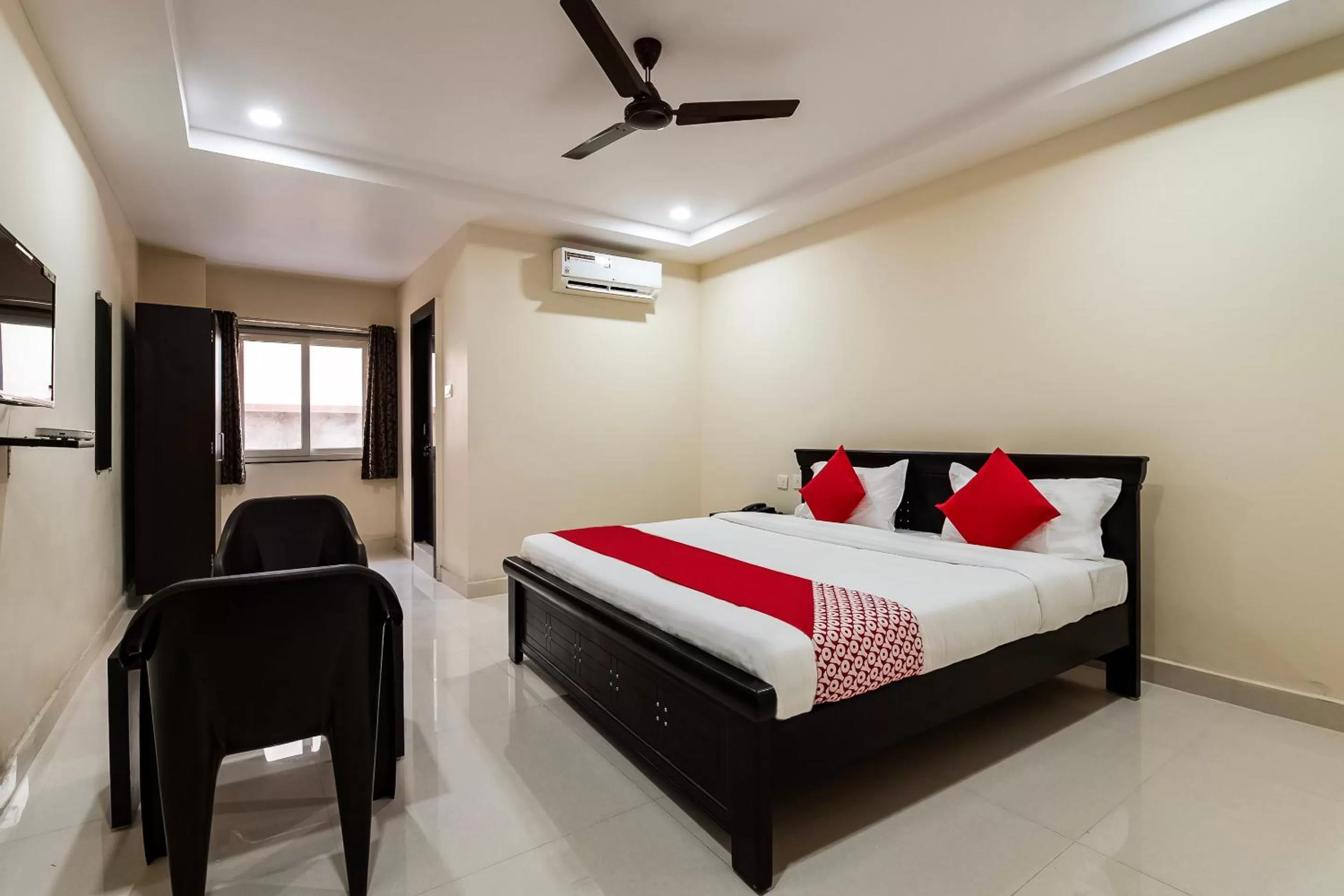 Bedroom, Bed in Capital O Hotel Green Tree