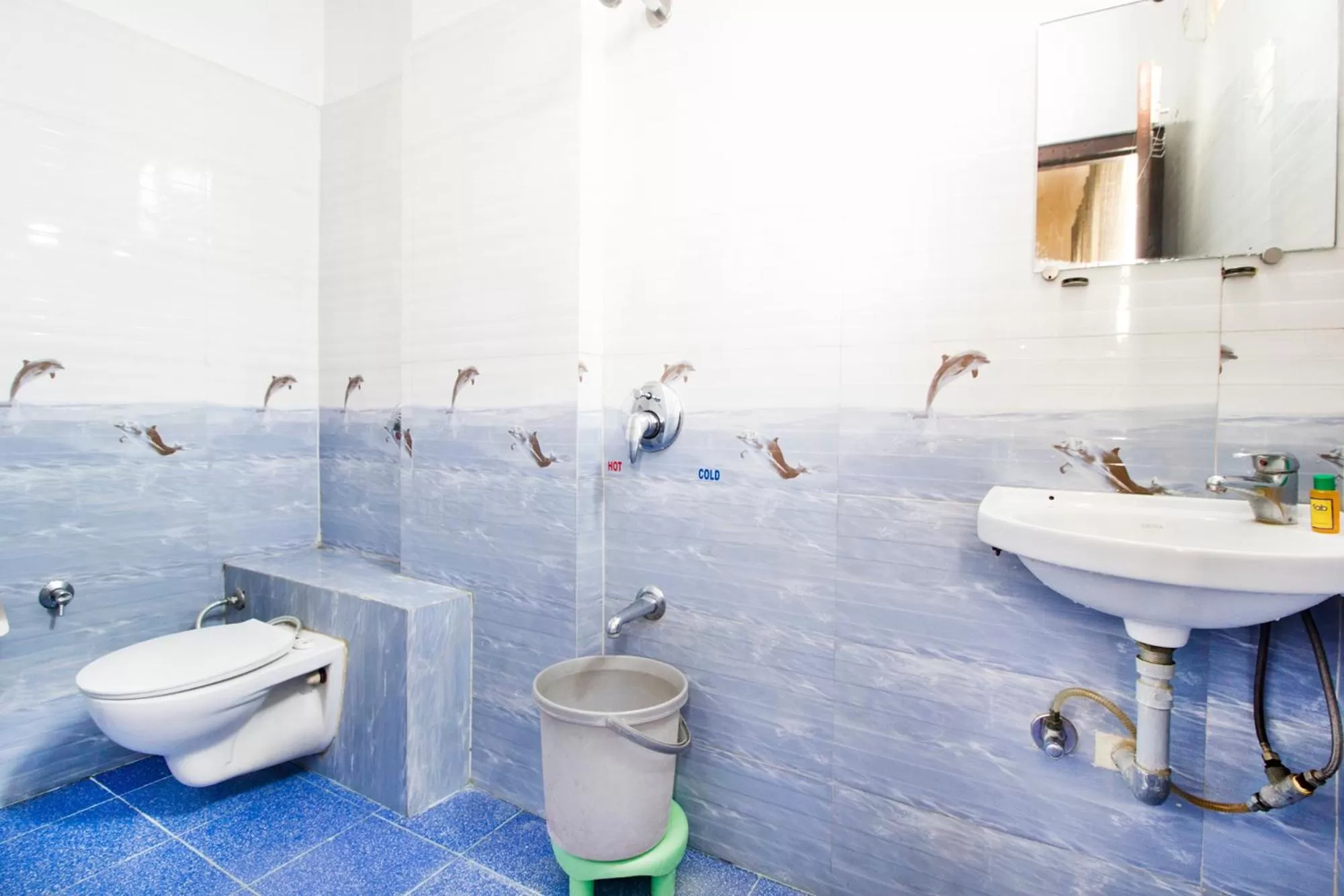 Bathroom in Hotel Omni Plaza