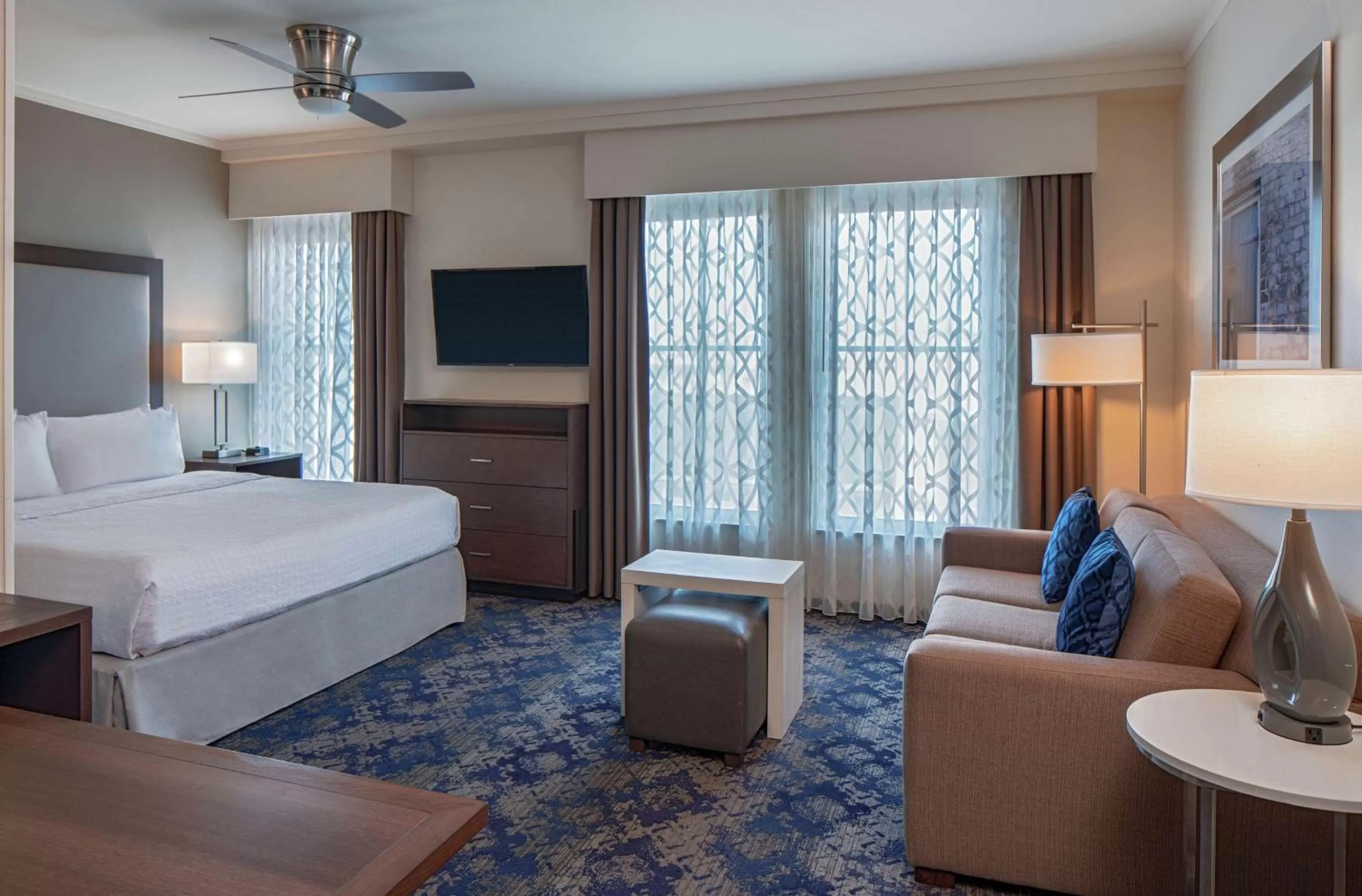 Bedroom, Bed in Homewood Suites By Hilton New Orleans French Quarter