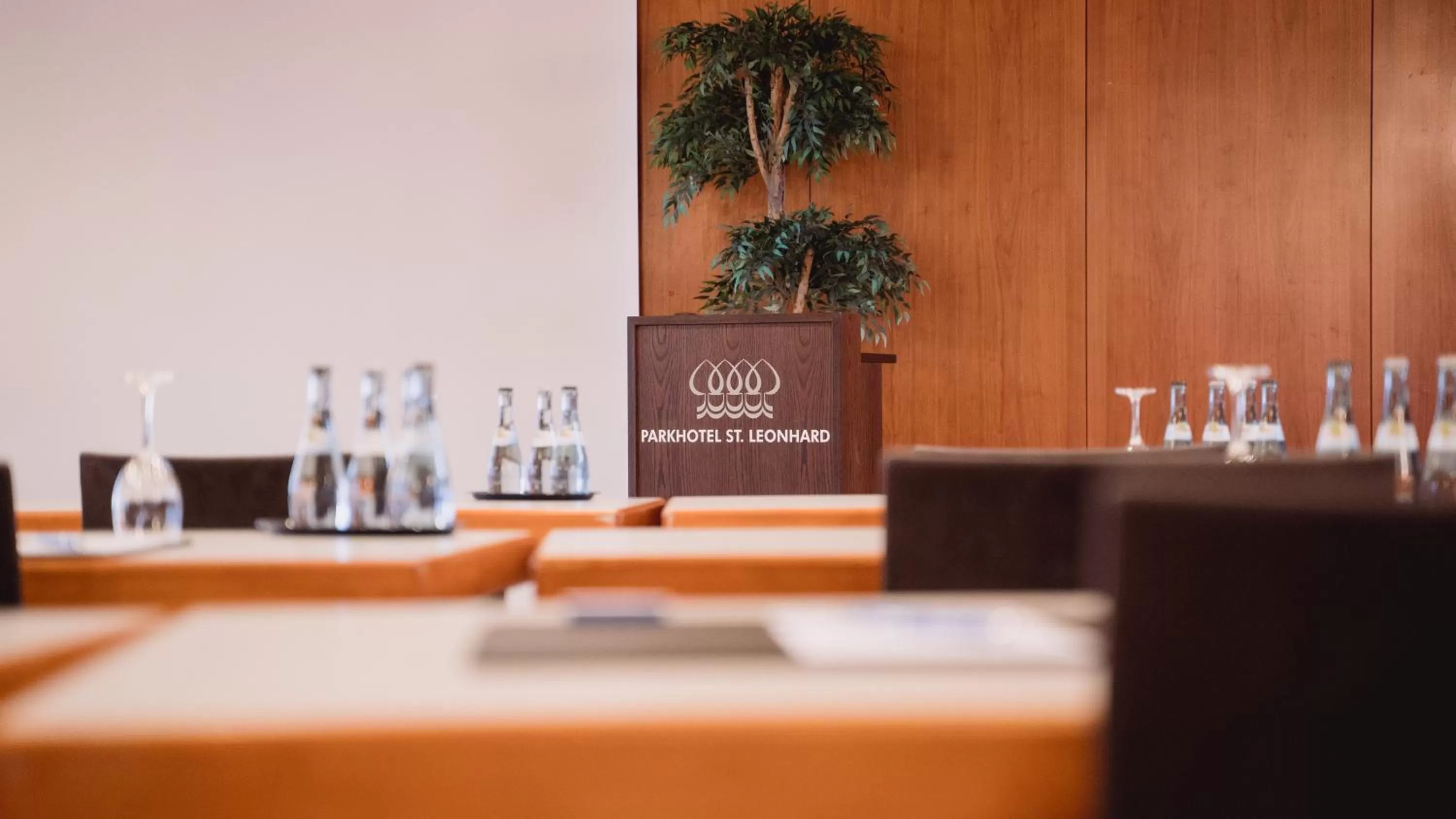 Meeting/conference room in Parkhotel St.Leonhard