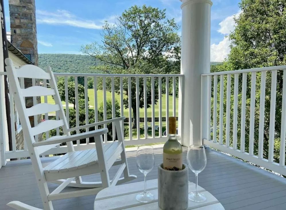 Balcony/Terrace in Inn at Evergreen