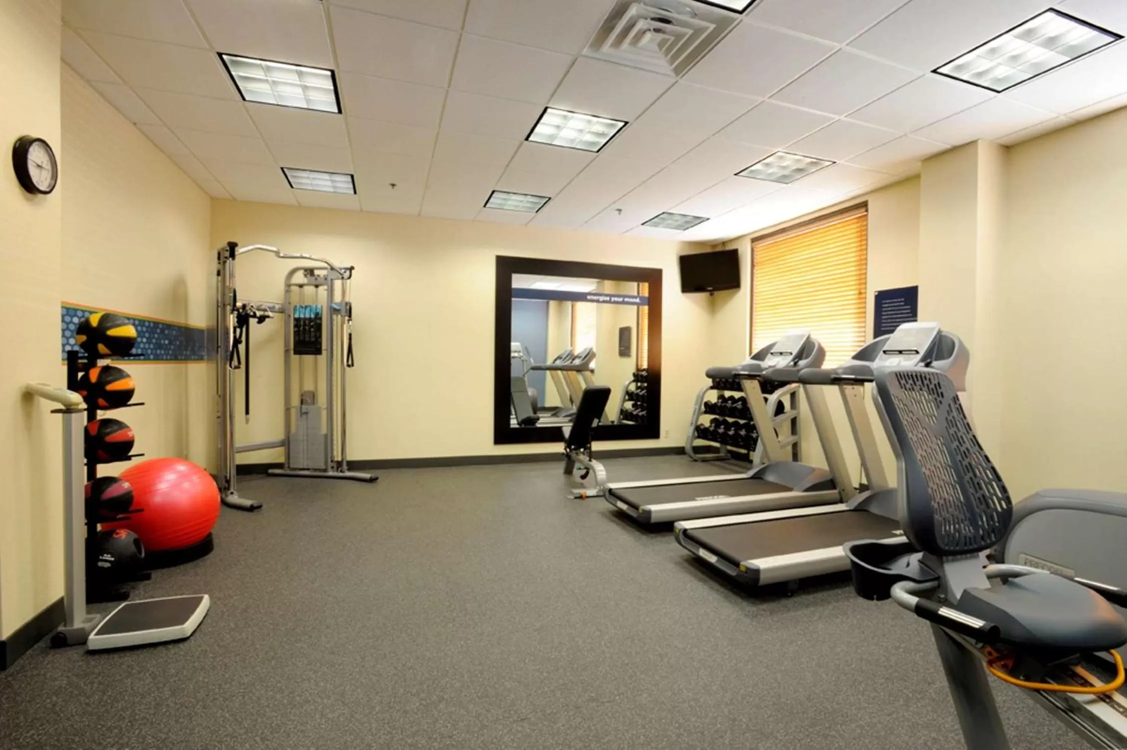 Fitness centre/facilities in Hampton Inn Louisville Downtown