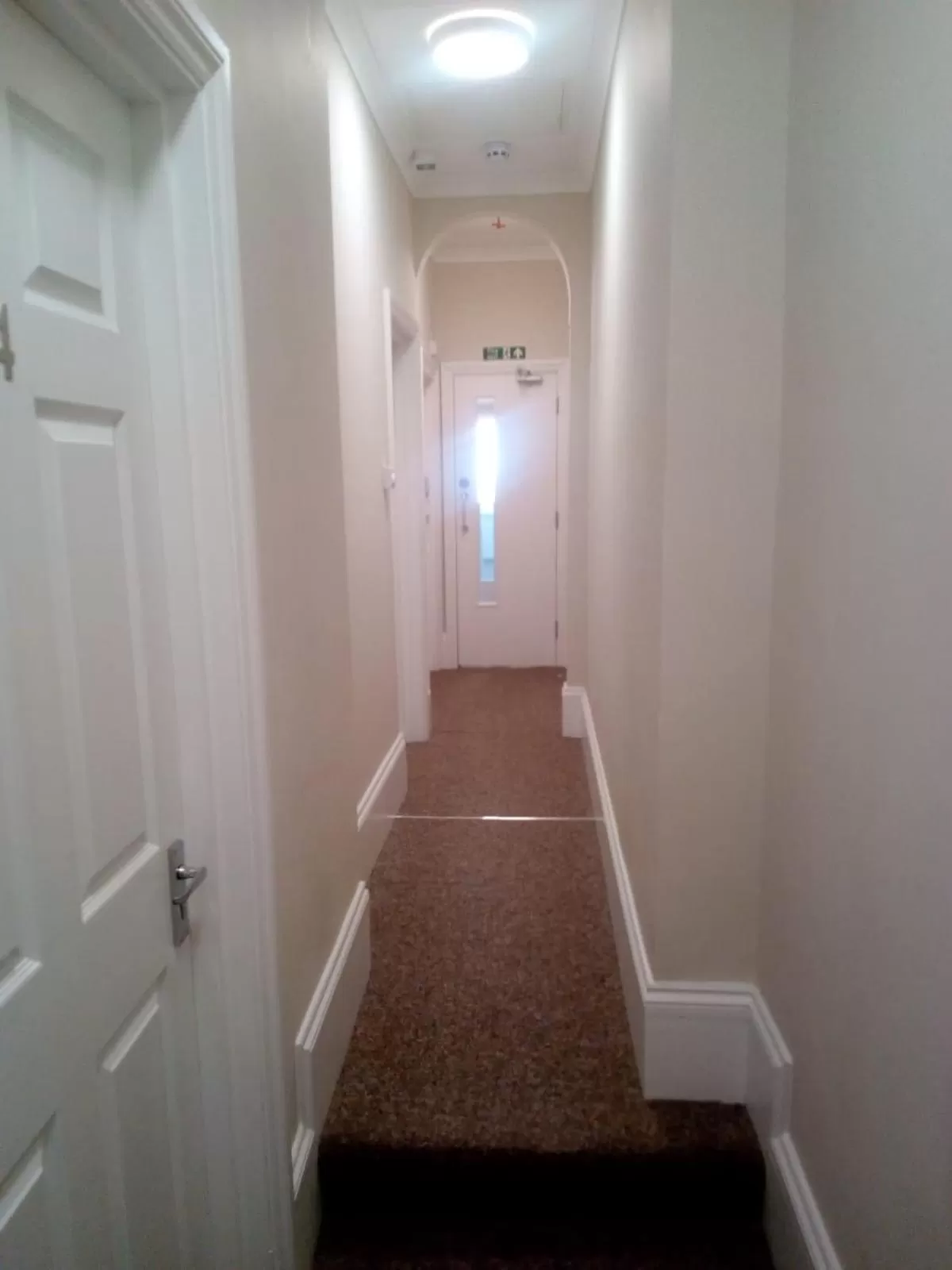 The Veteran Hotel & Bar