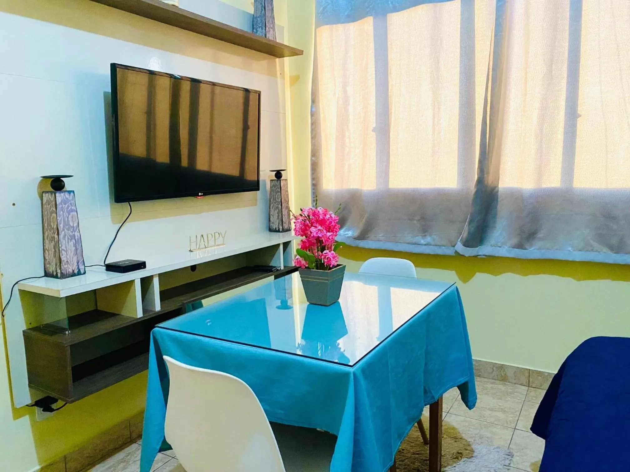 Seating area, TV/Entertainment Center in Pousada Casa do Ivo Santarém