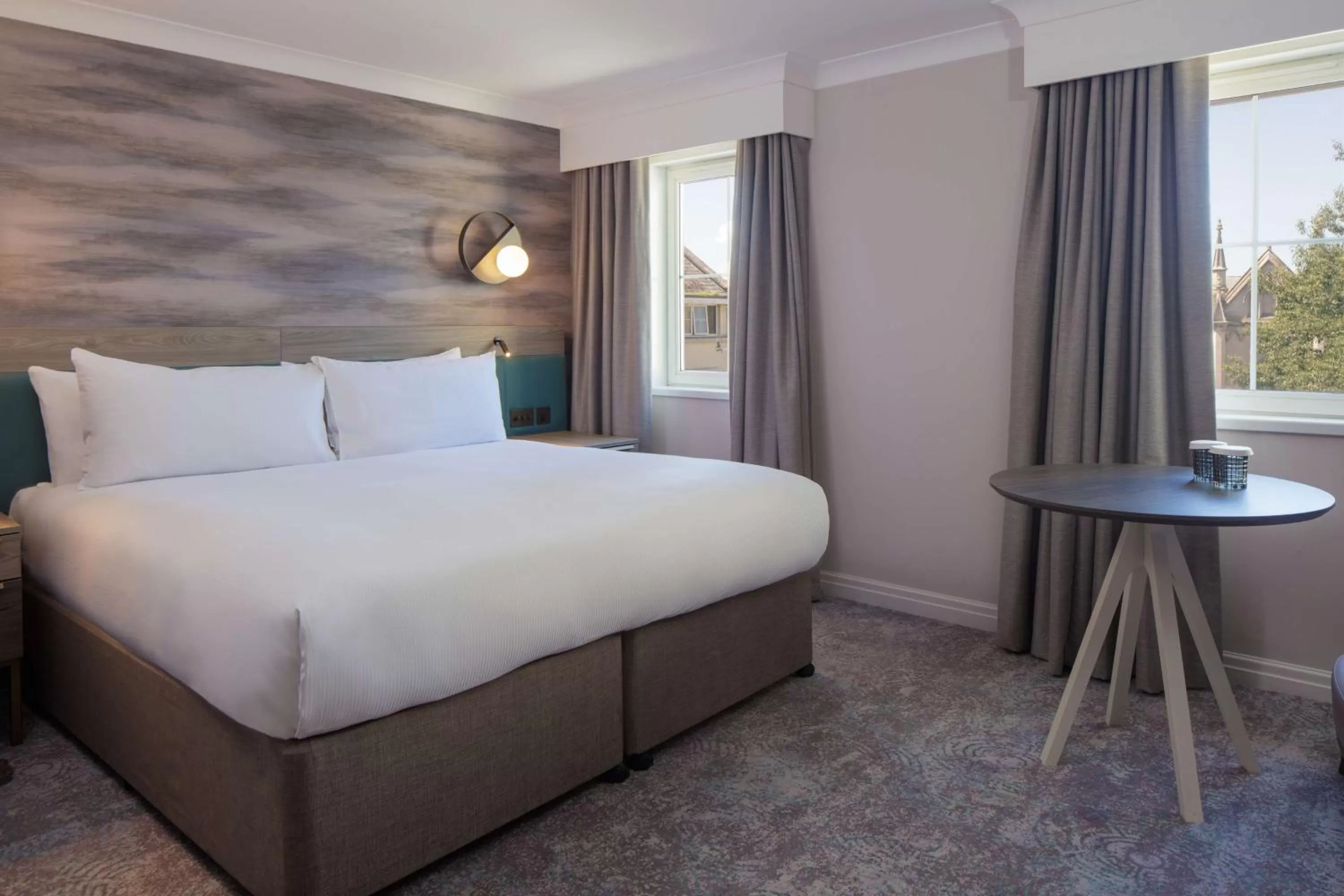 Bed in DoubleTree by Hilton Bath