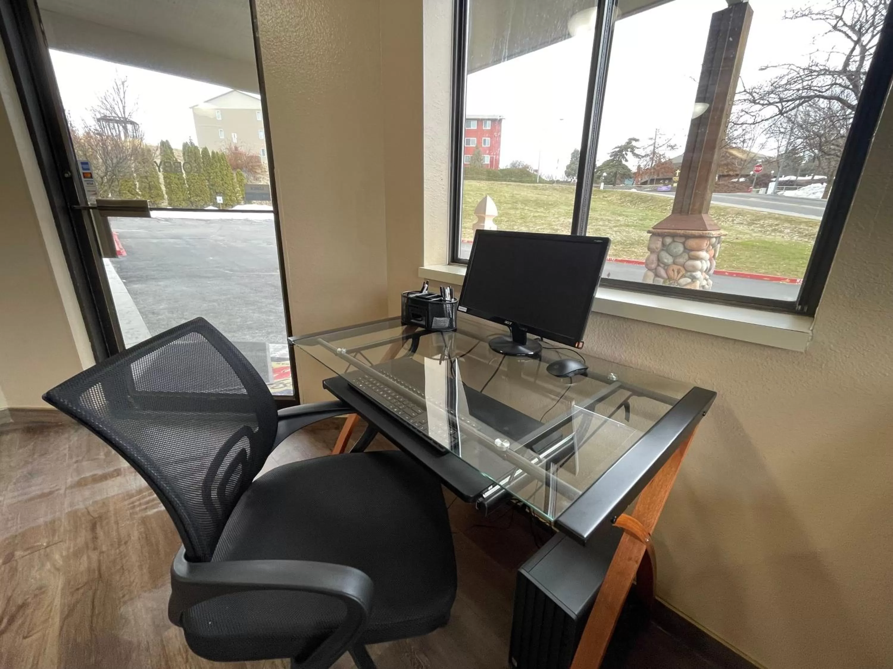 Business facilities in Super 8 by Wyndham Moscow - Pullman