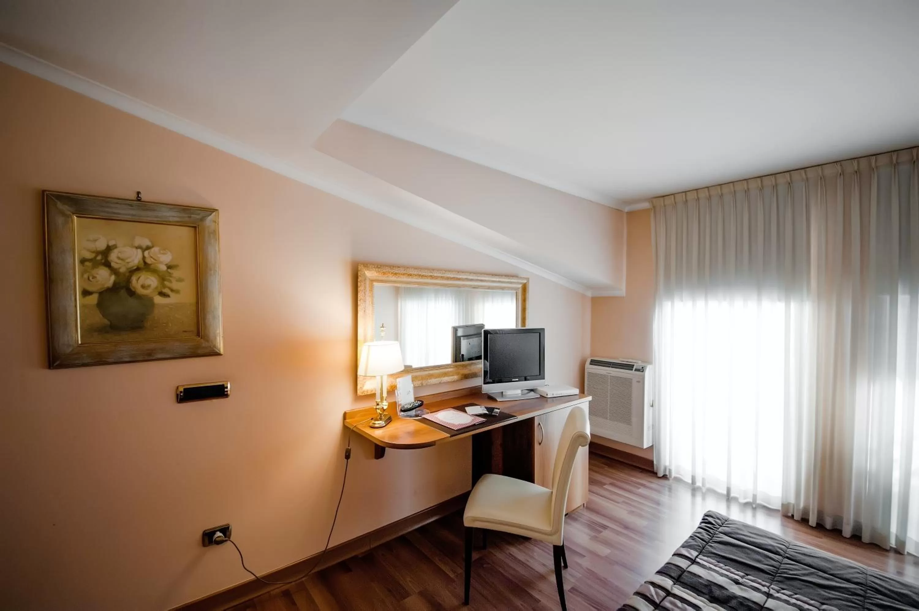 Photo of the whole room in Hotel Villa Traiano