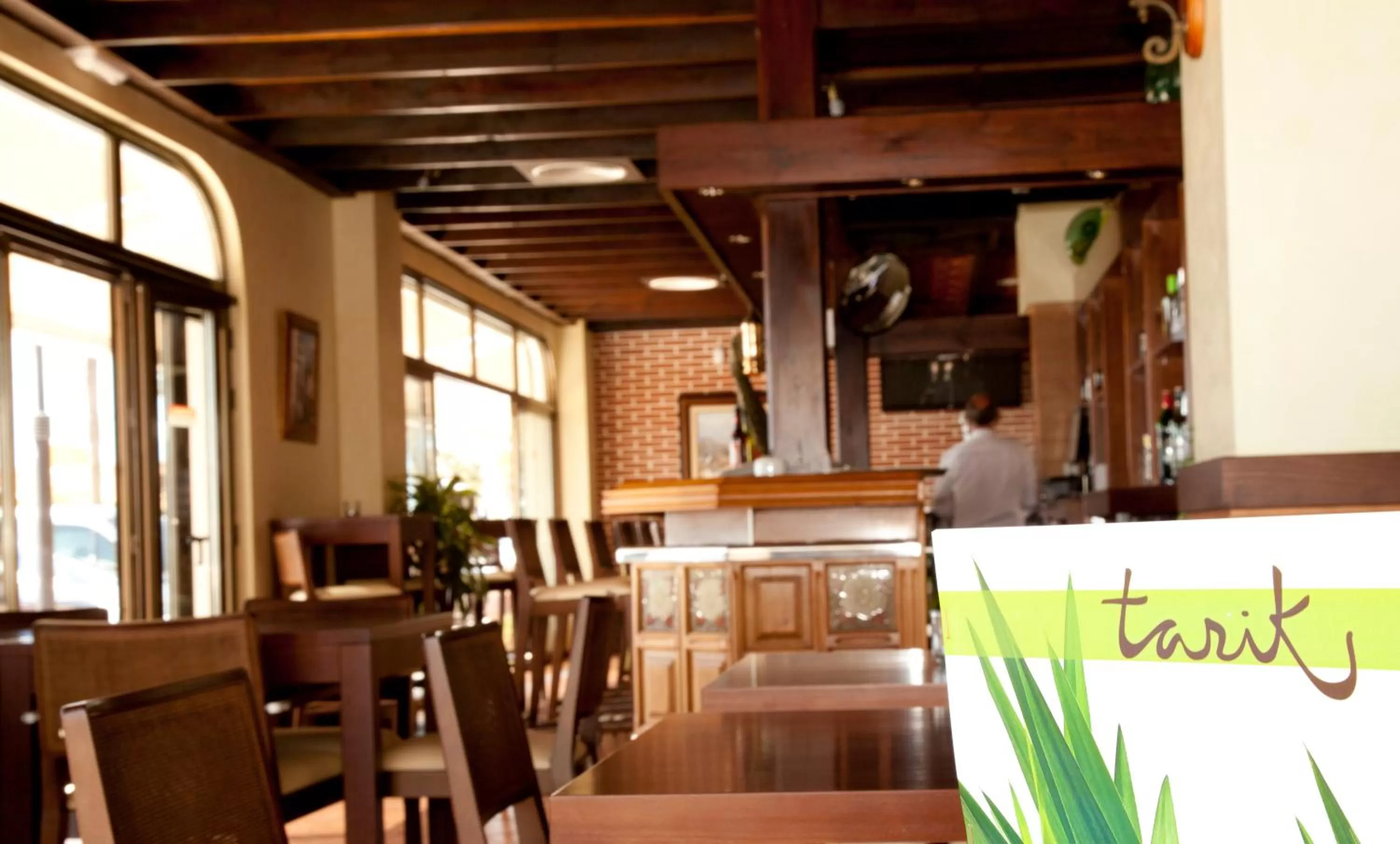 Restaurant/places to eat in Hotel Tarik