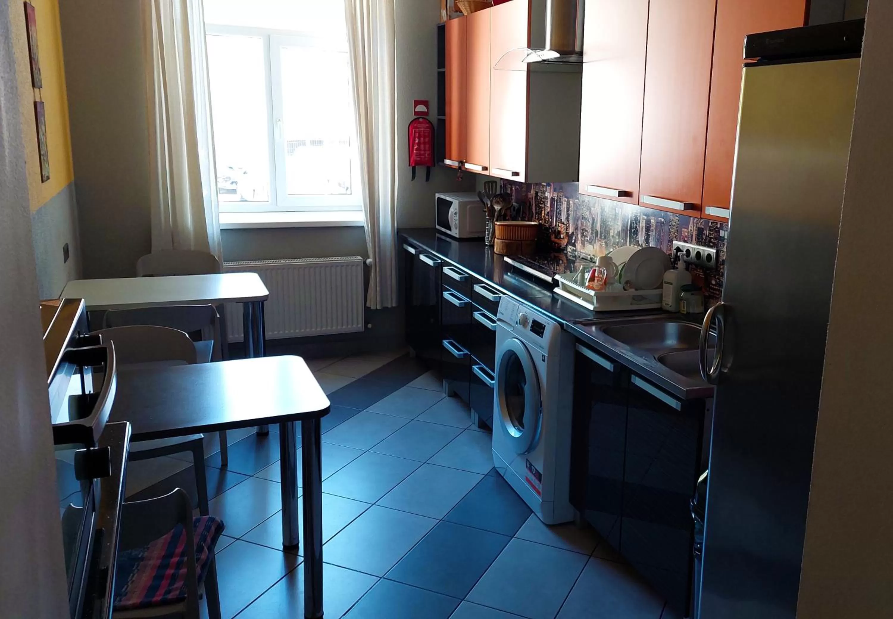 Kitchen or kitchenette in Happy Hotel