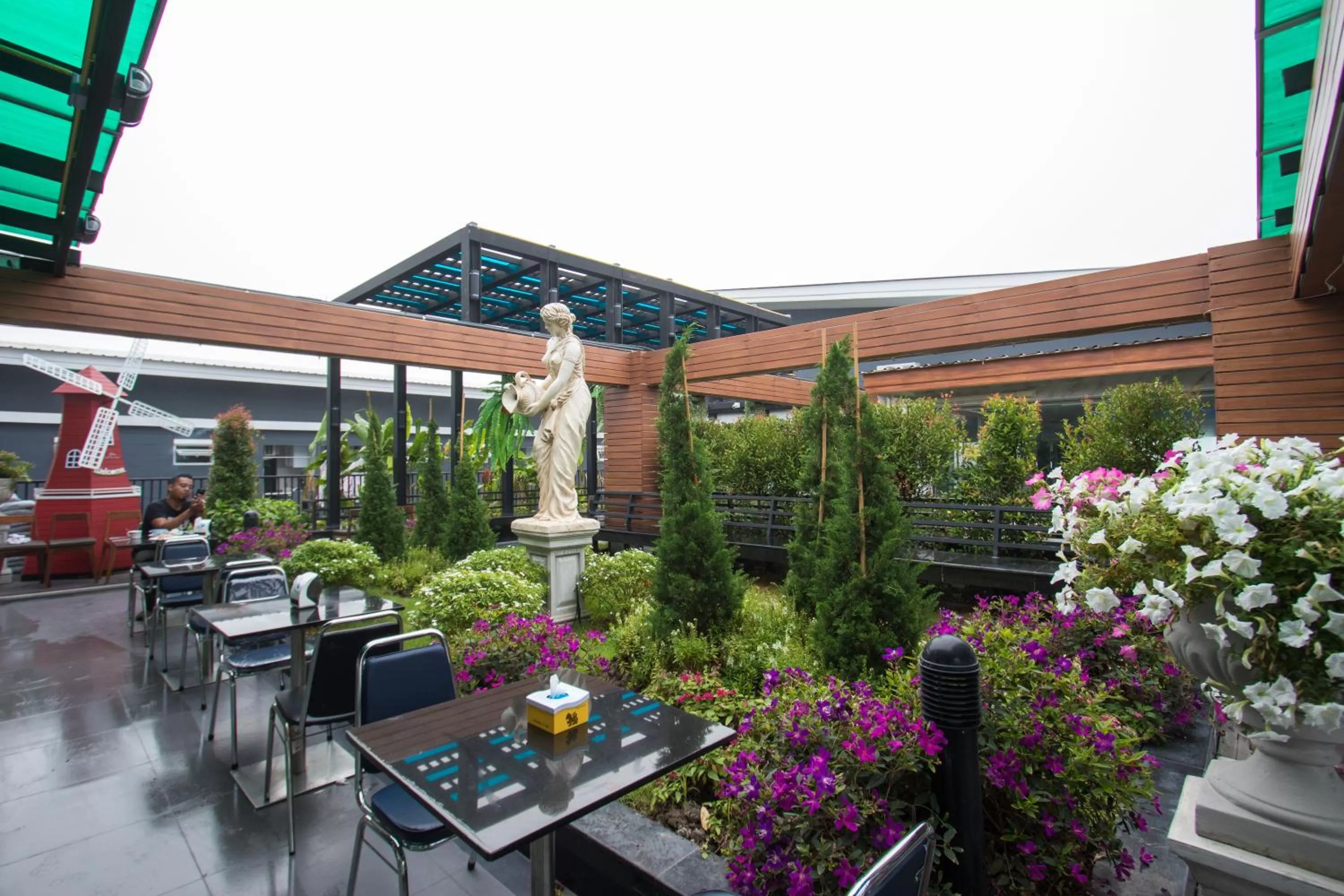 Restaurant/places to eat in B-your home Hotel Don Mueang Airport Bangkok 如你家酒店