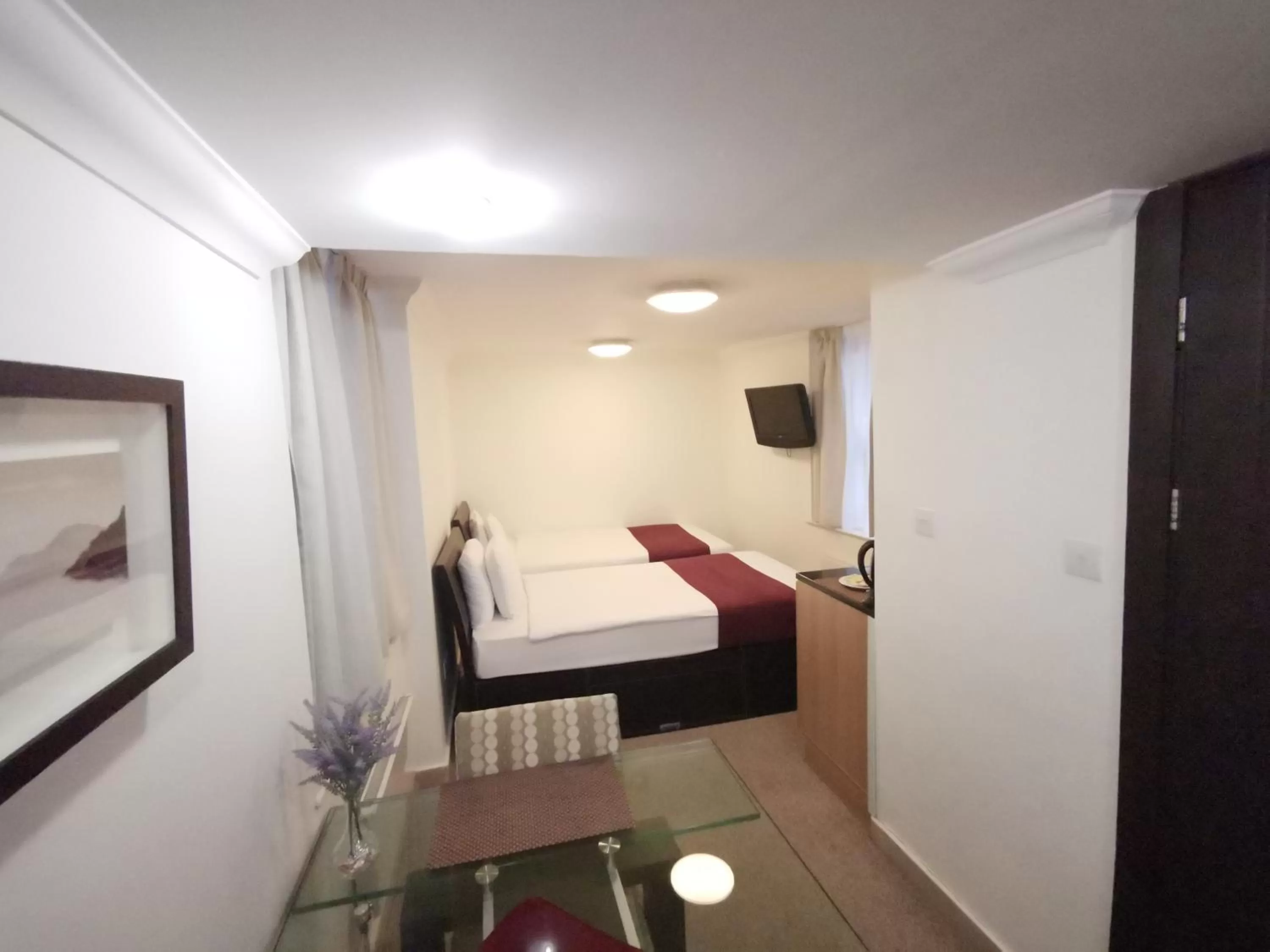 Photo of the whole room, Bed in The Royale Chulan Hyde Park Hotel