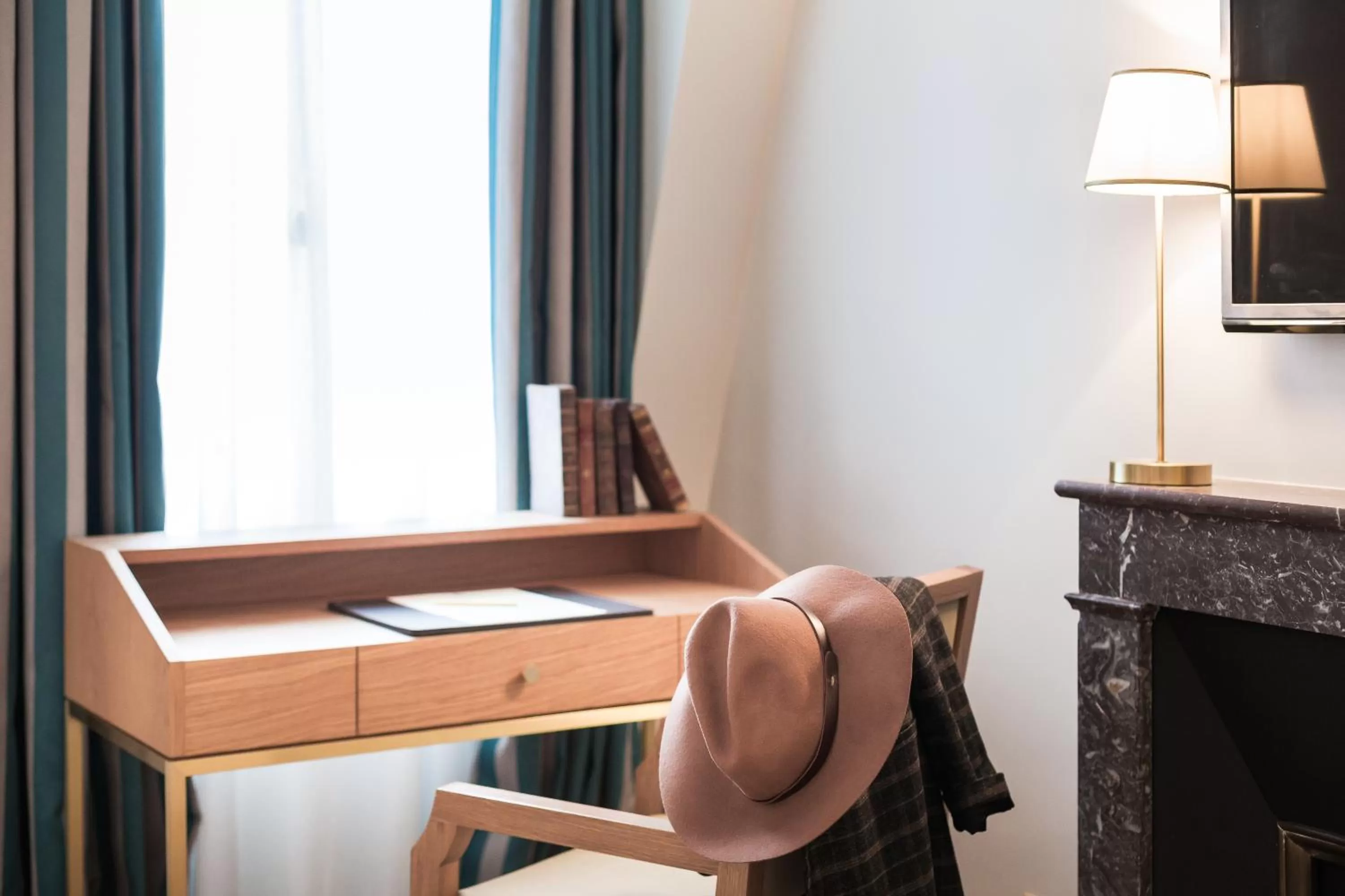 Seating area in Hôtel Alfred Sommier