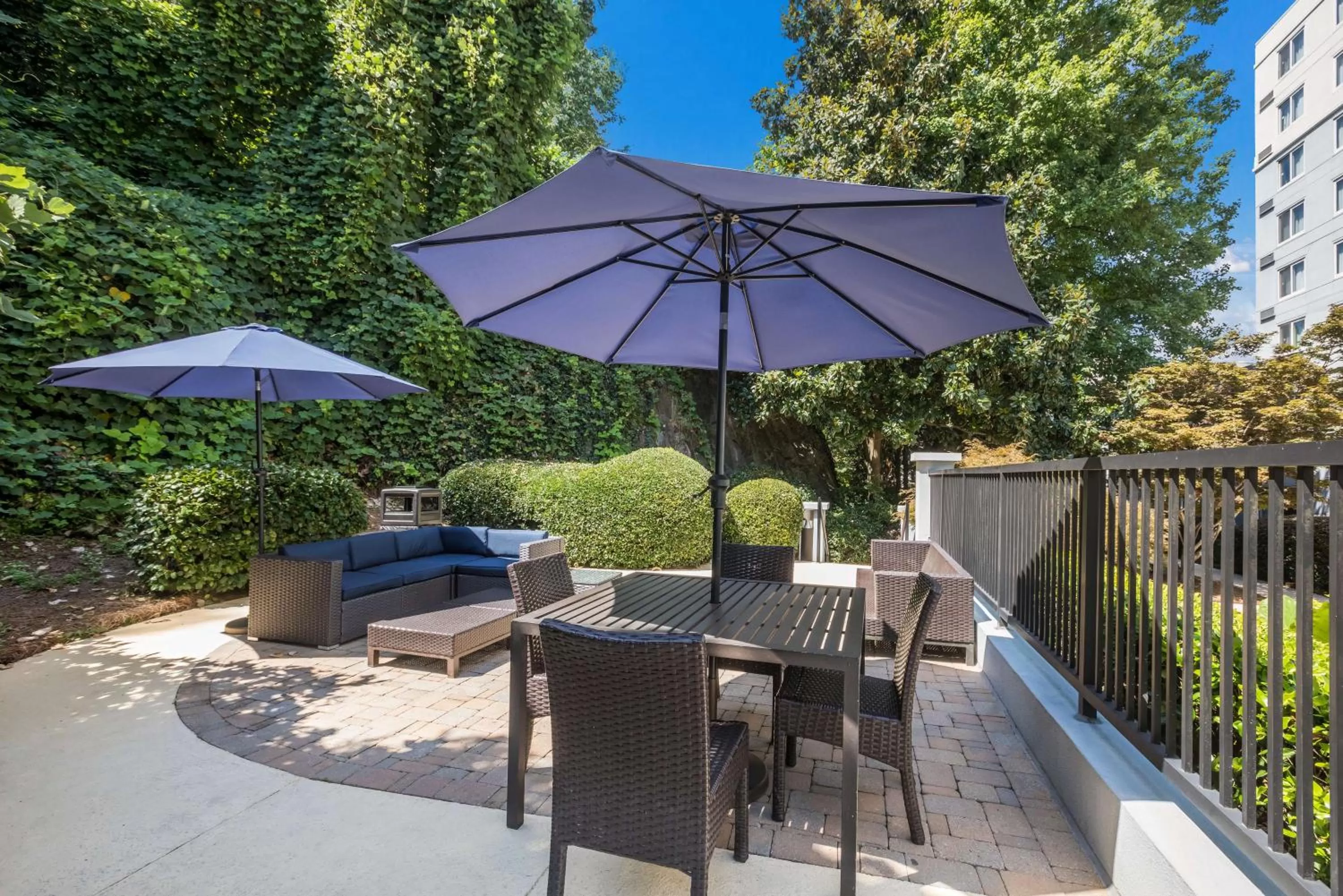 Property building in Sonesta Select Atlanta Midtown Georgia Tech