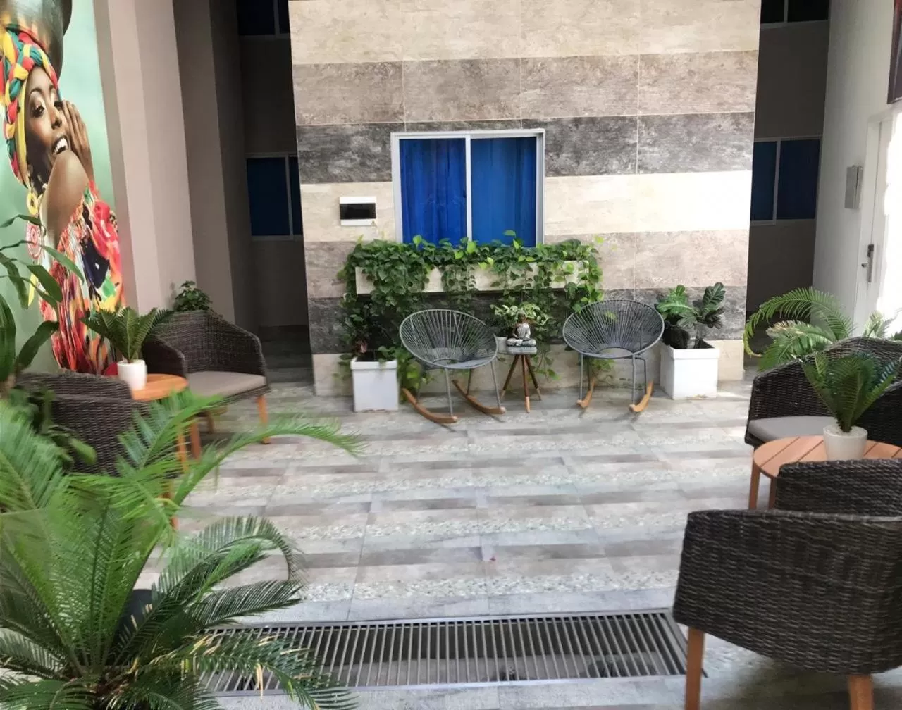 Patio in Bahia 79 Apartasuites Cerca al Centro