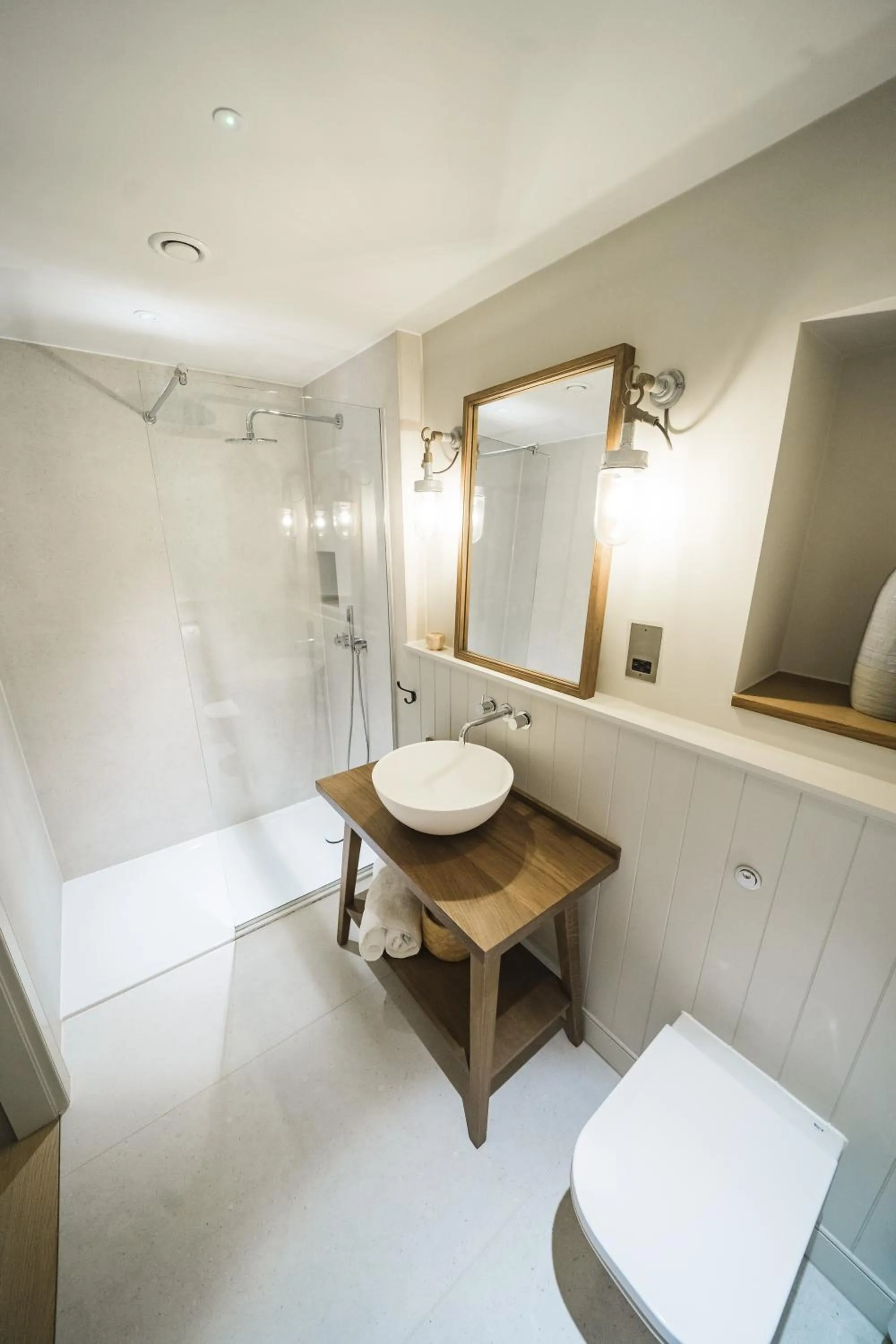 Bathroom in Highfield Park