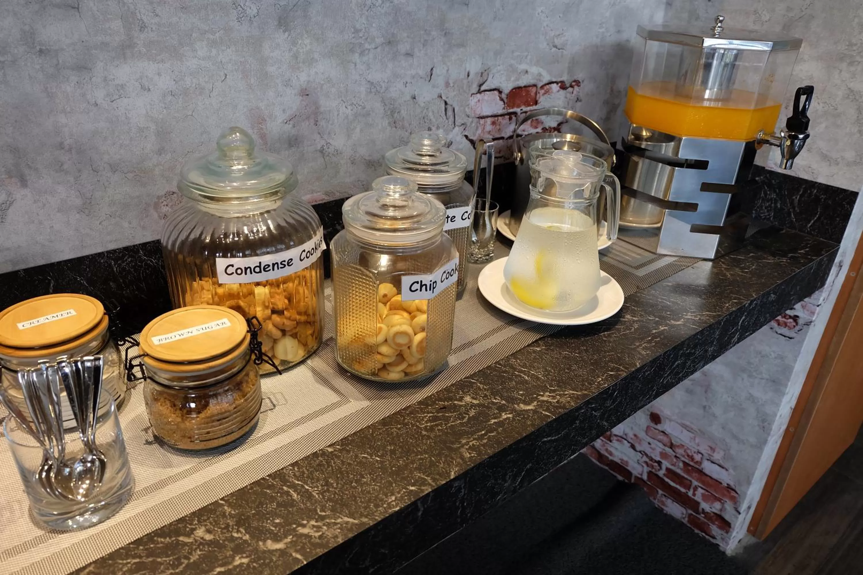 Property building in Cuna Hotel