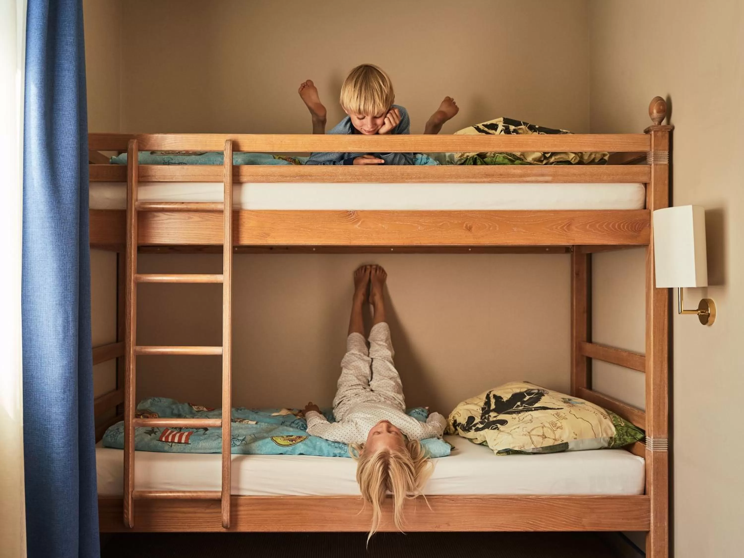 children, Bed in aja Strandhotel Bansin